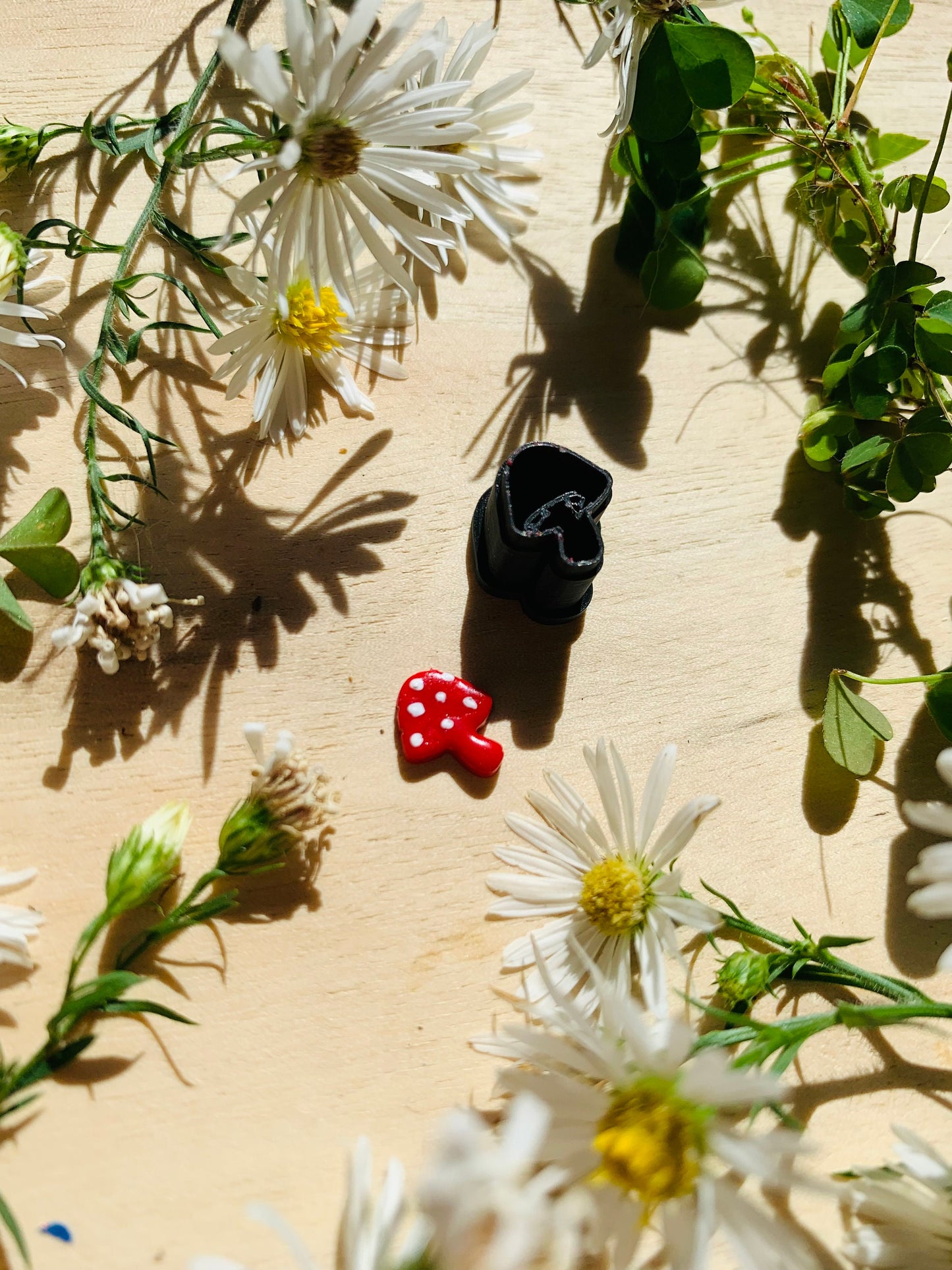 Micro Sized Mushroom Toadstool Sharp Clay Cutter