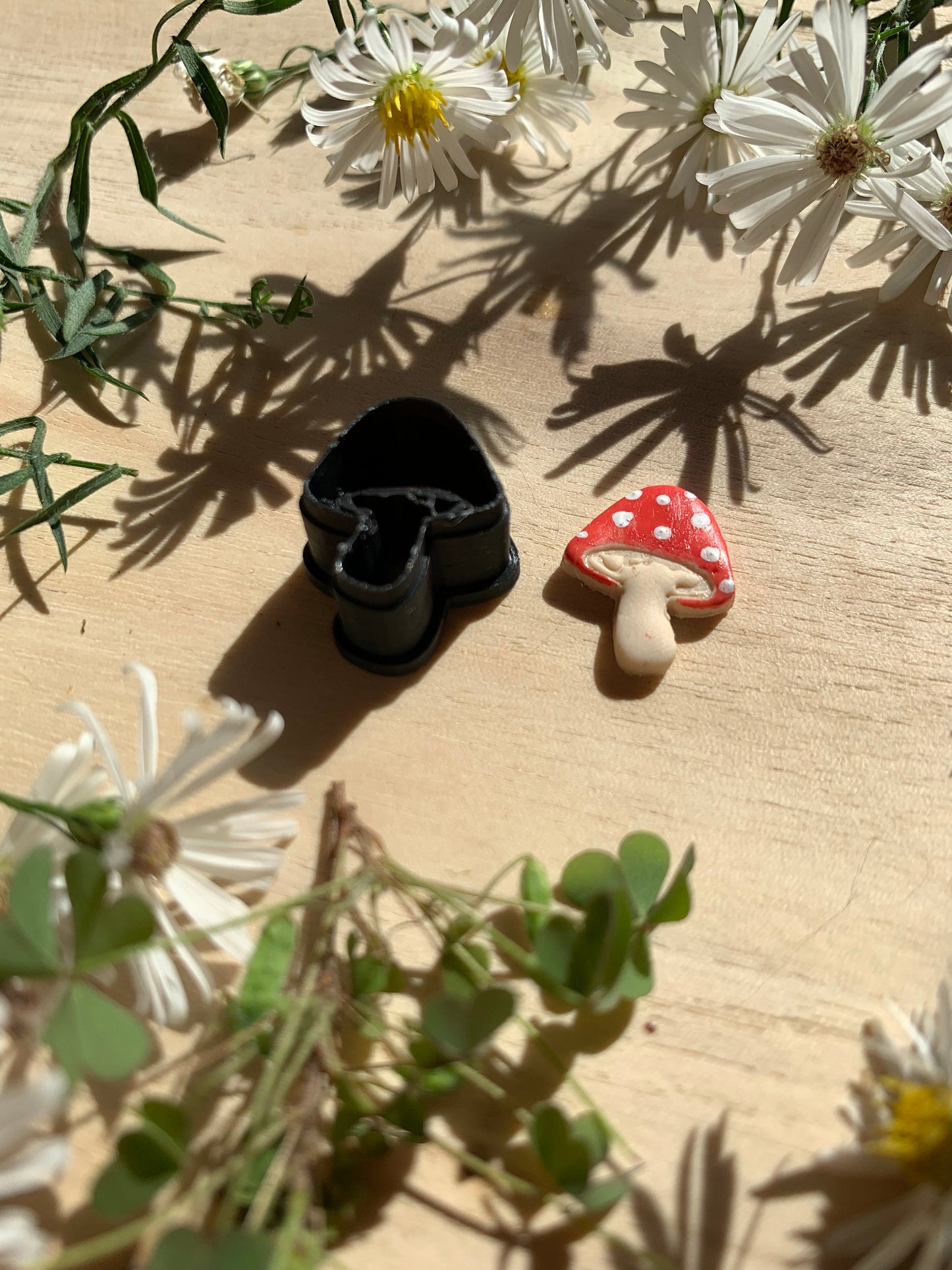 Mini Mushroom Toadstool Sharp Clay Cutter