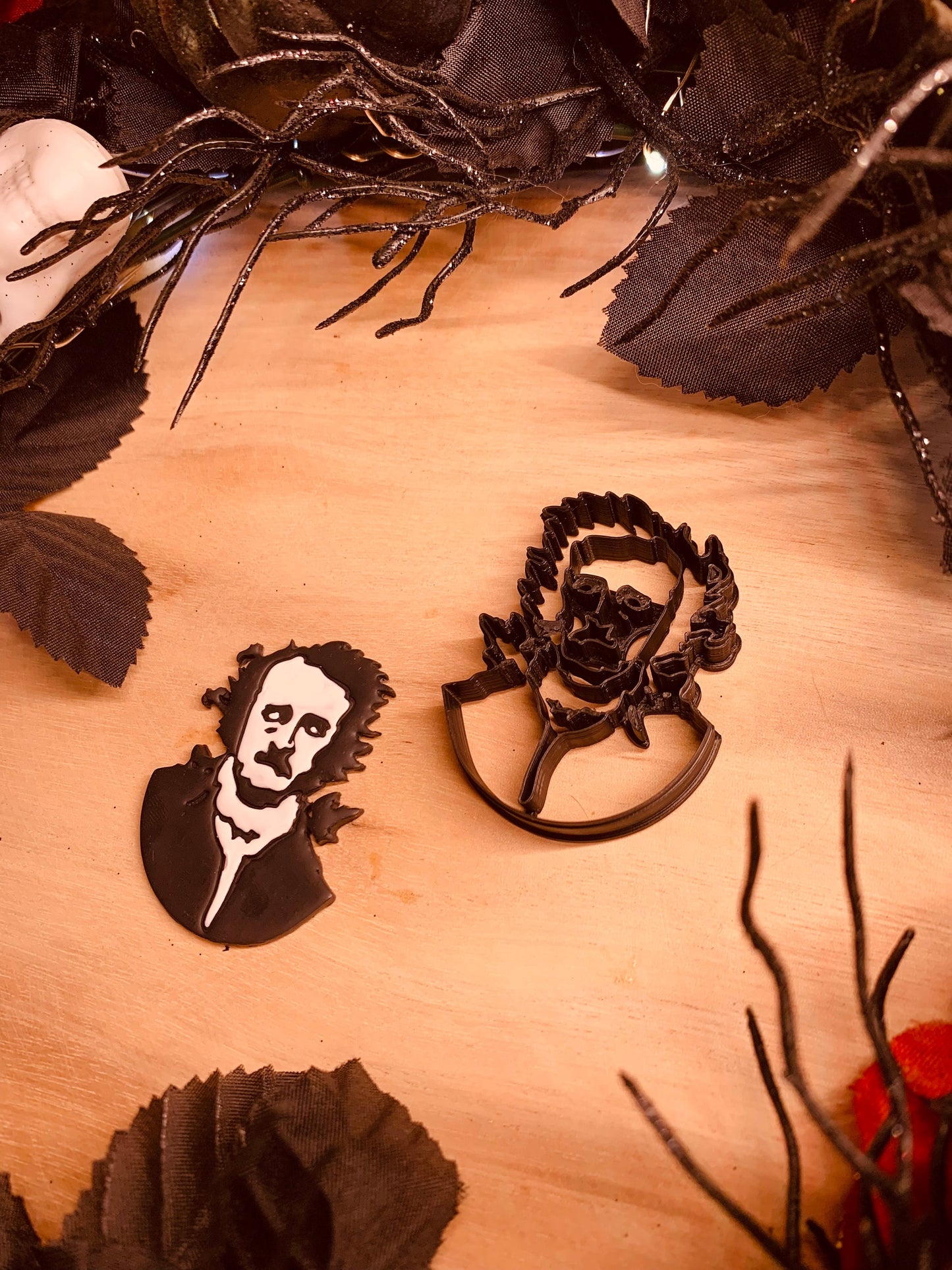 Poe Forward Facing Bust with Ravens and Cat Sharp Clay Cutter