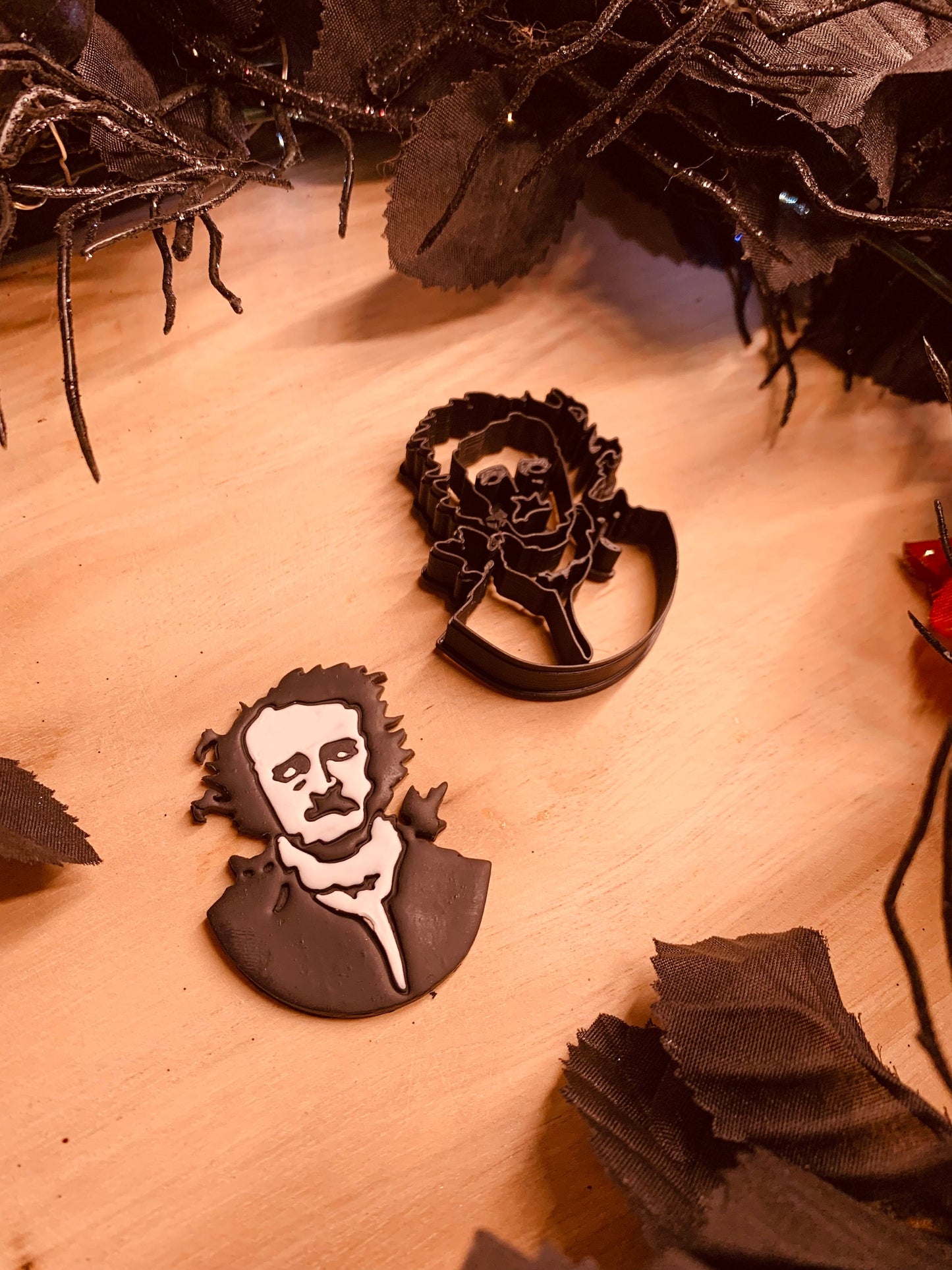 Poe Forward Facing Bust with Ravens and Cat Sharp Clay Cutter