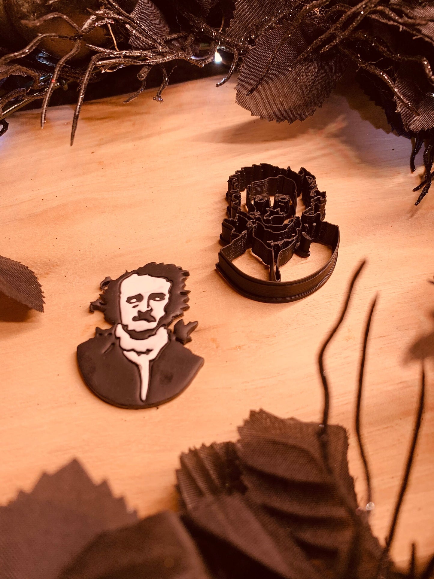 Poe Forward Facing Bust with Ravens and Cat Sharp Clay Cutter
