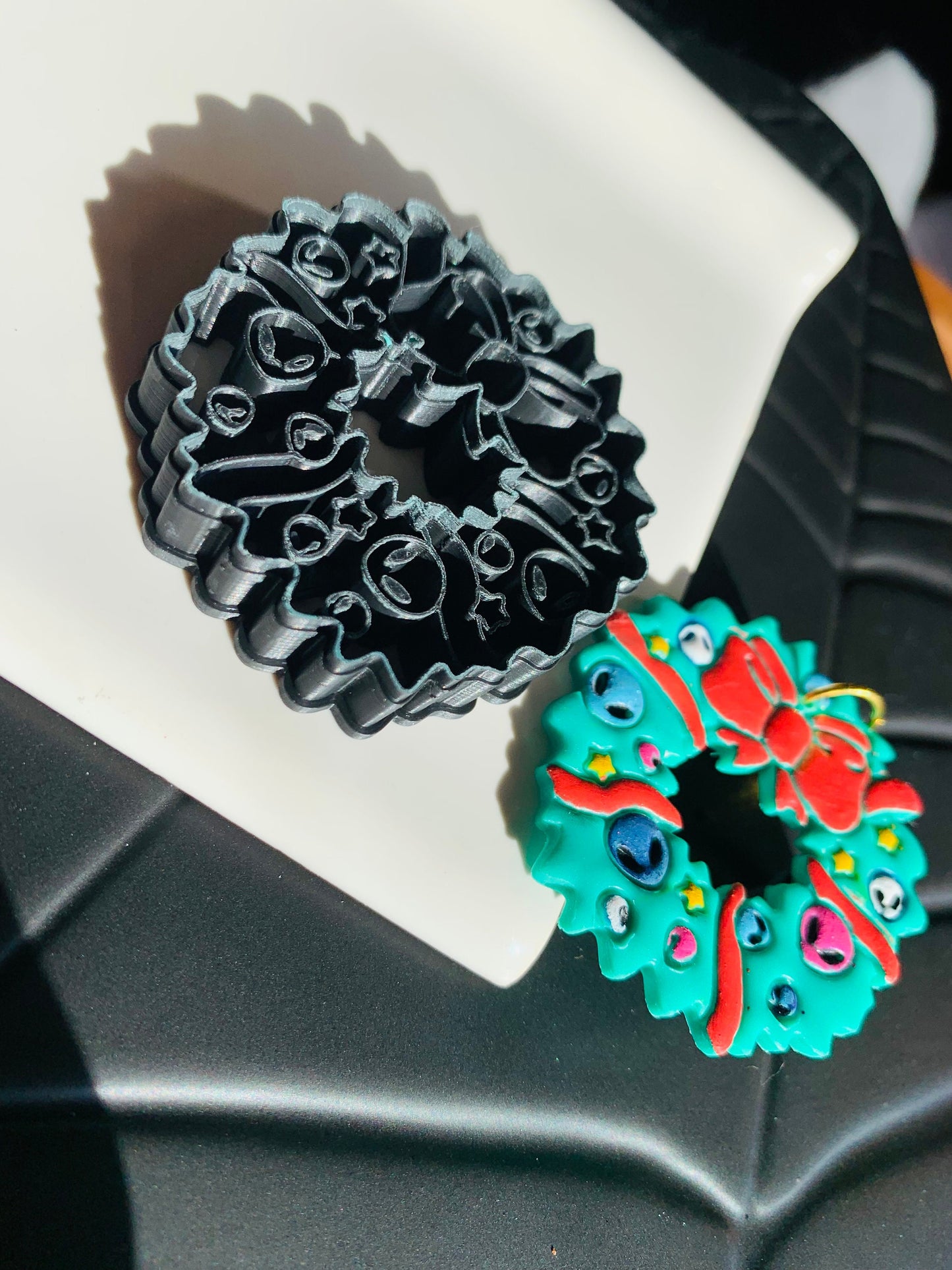 Alien Head Holiday Wreath Sharp Clay Cutter