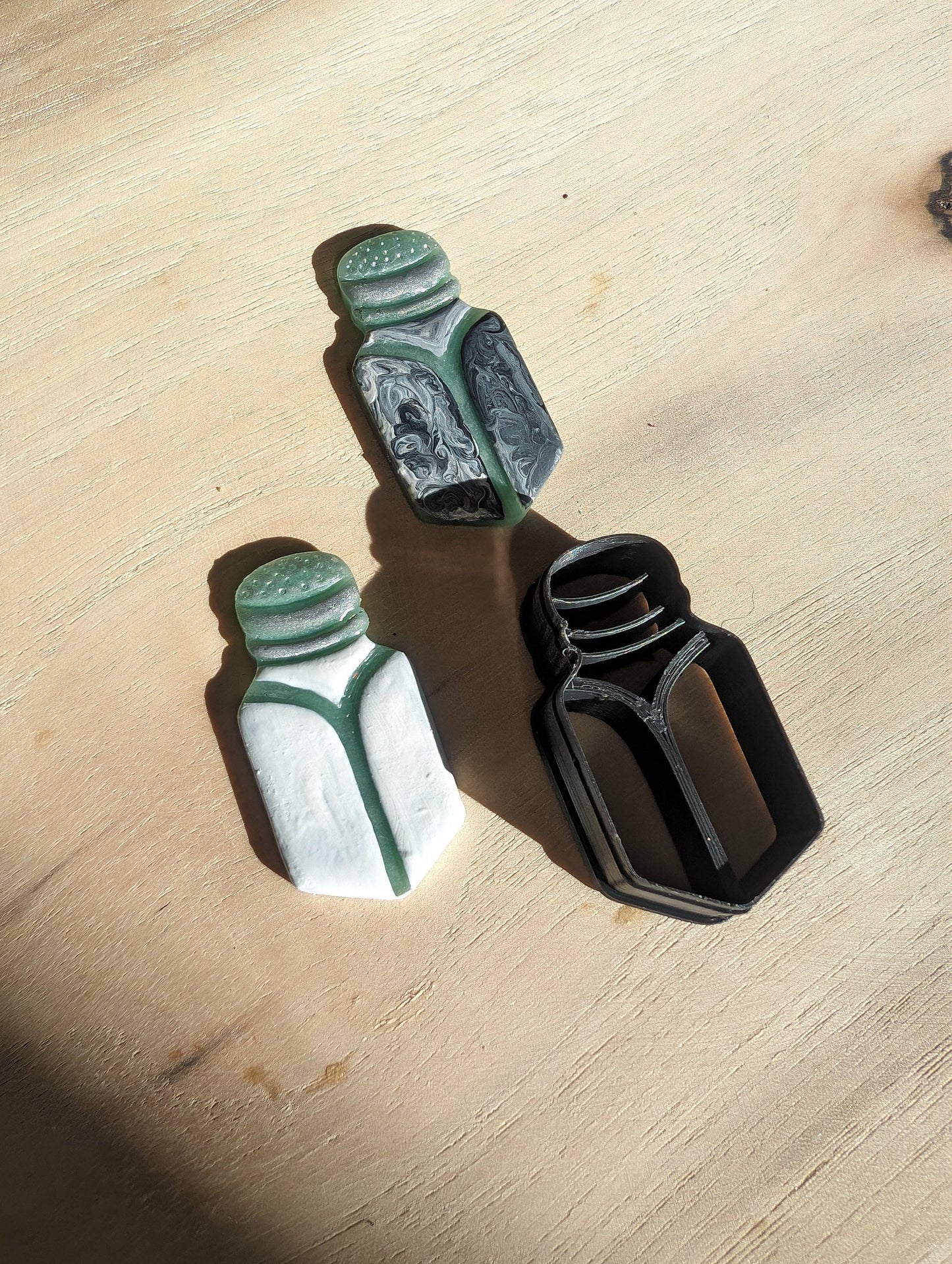Spice Salt Shaker Potion Bottle Sharp Earring Clay Cutter