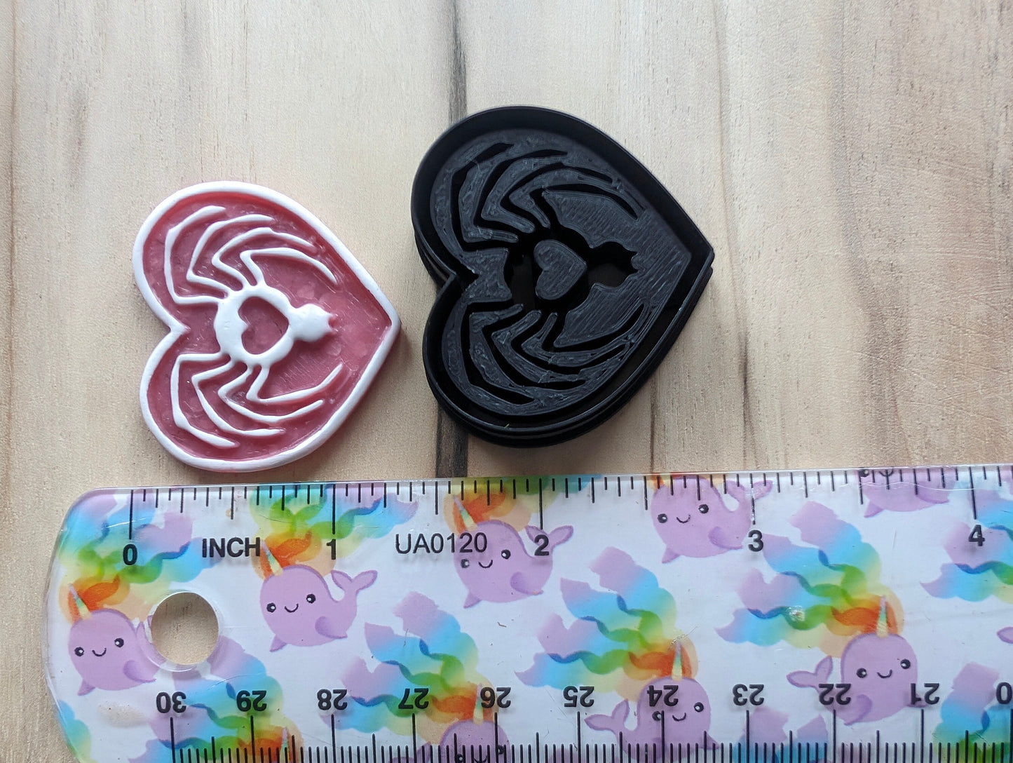 Spider with Heart on Abdomen Sharp Clay Cutter