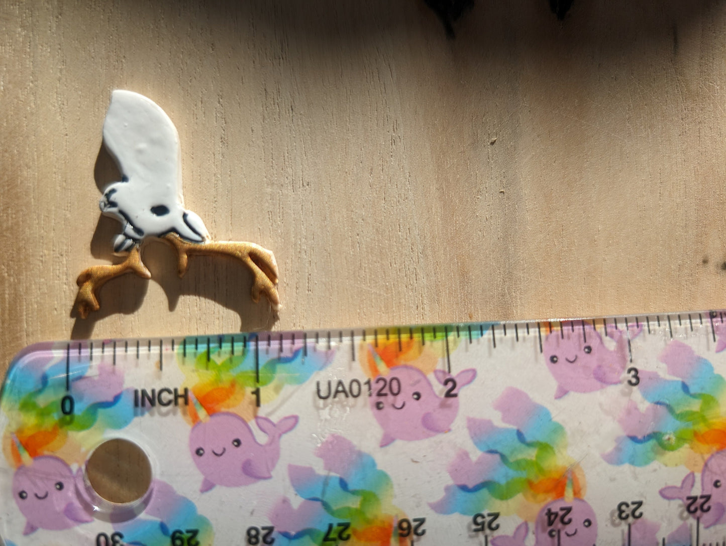 TRICKY Deer Head Side Glance Sharp Clay Cutter