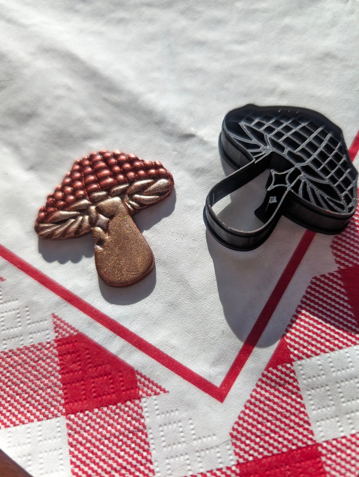 Disco Mushroom with Sparkles Sharp Clay Cutter