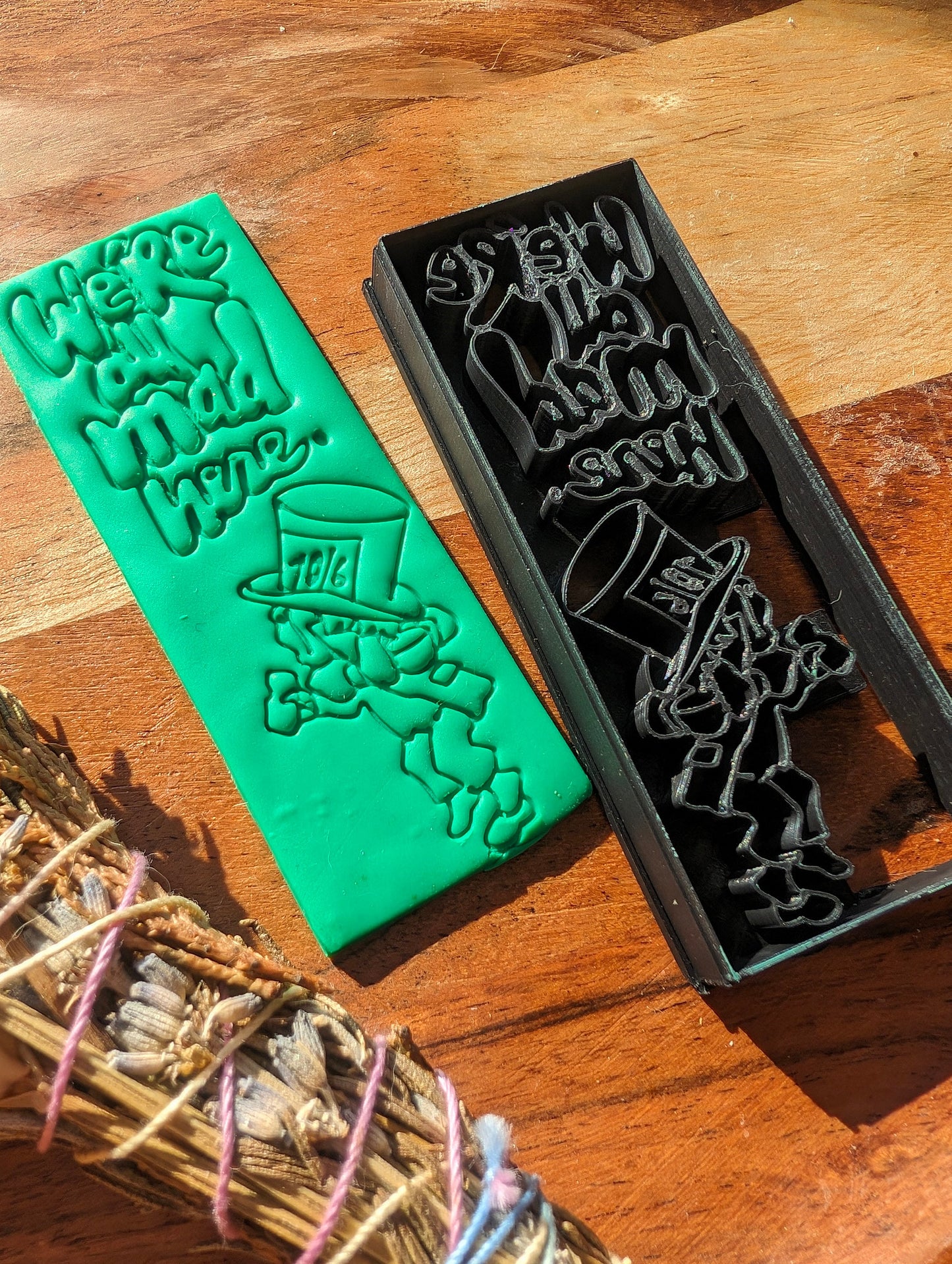 Classic Vintage Style Hatter Bookmark Sharp Cutter for Clay