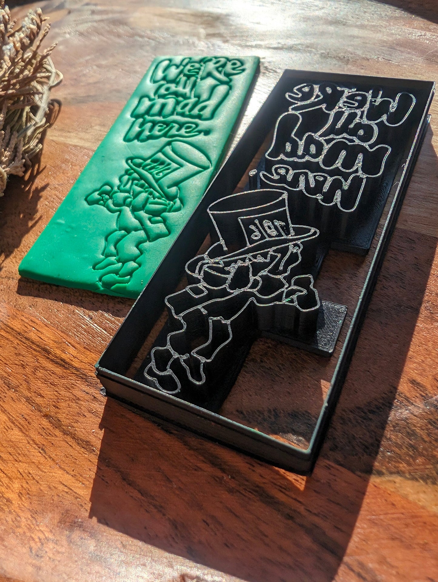 Classic Vintage Style Hatter Bookmark Sharp Cutter for Clay