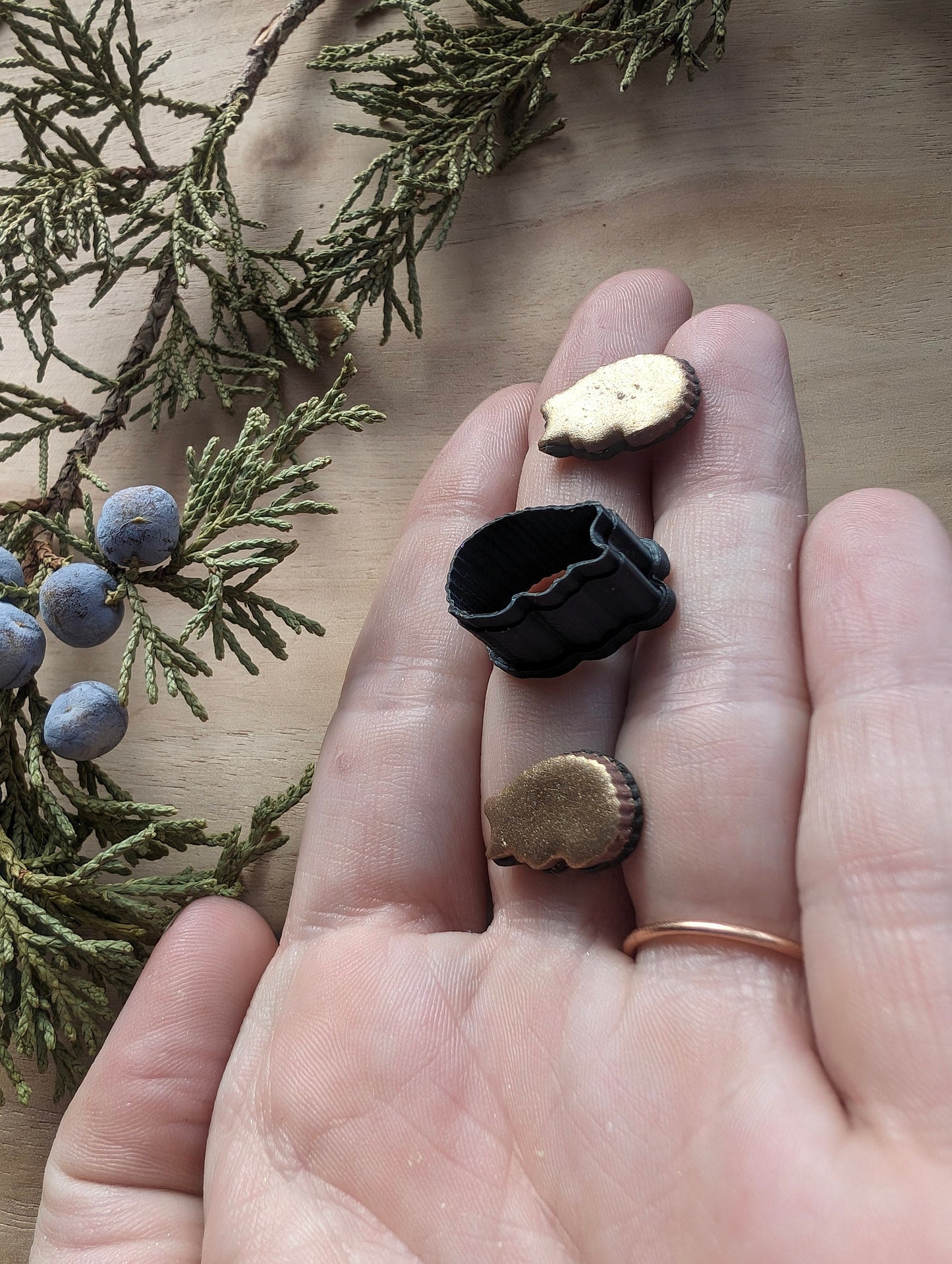 Mini Hedgehog or Porcupine Sharp Clay Cutter