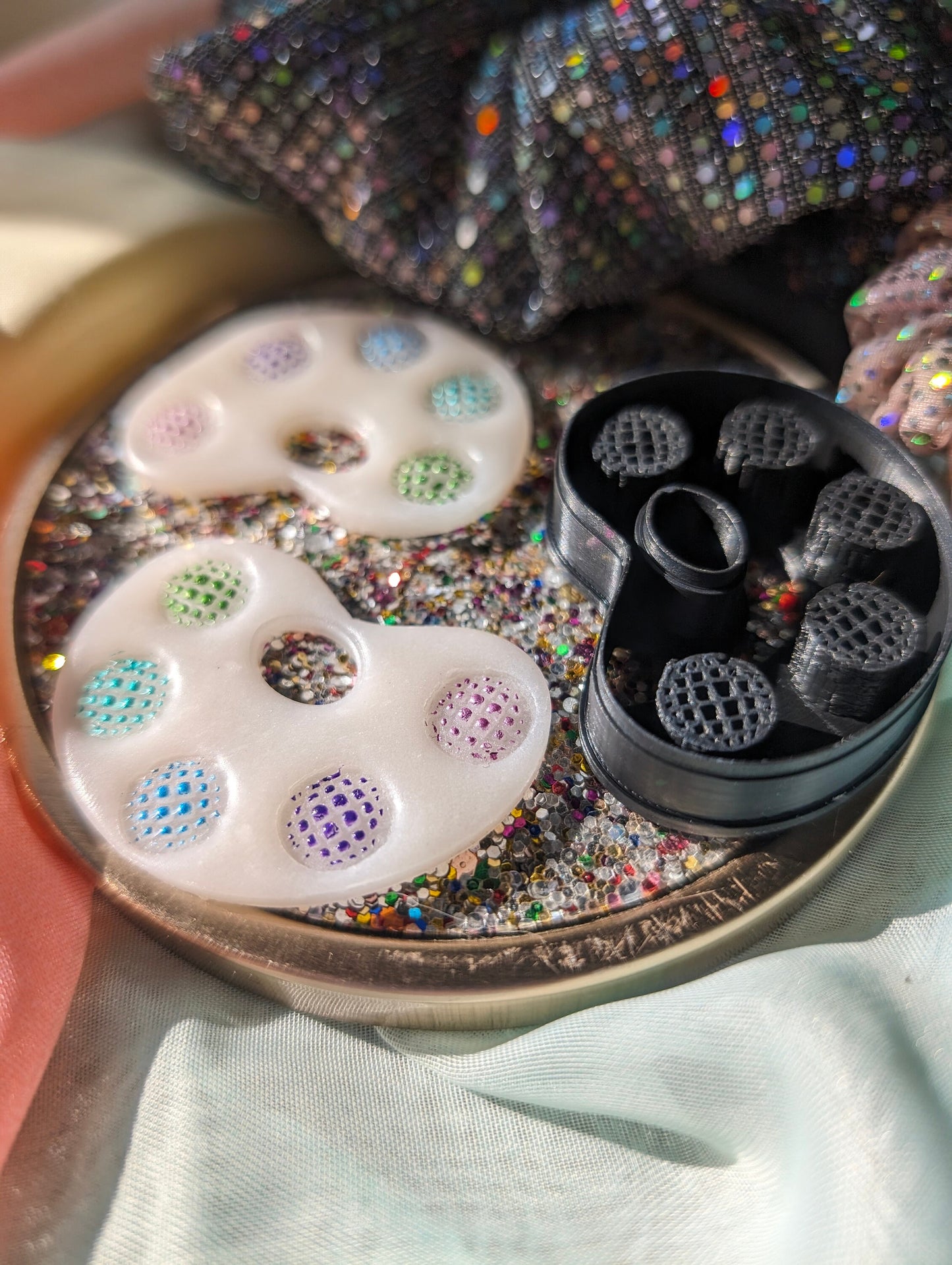 Disco Paint Palette Earring Sharp Clay Cutter