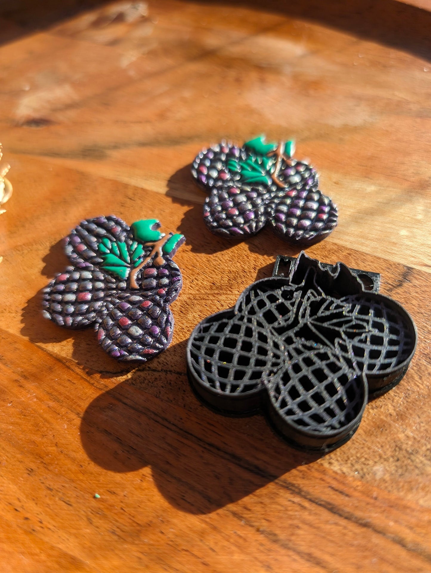 Grape Bunch of Disco Balls Sharp Clay Cutter