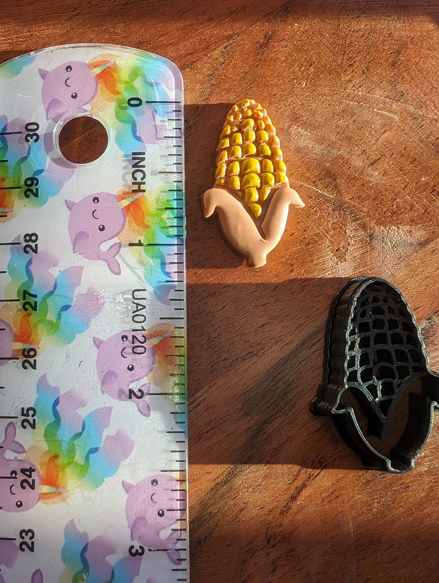 Ear of Corn Sharp Clay Cutter