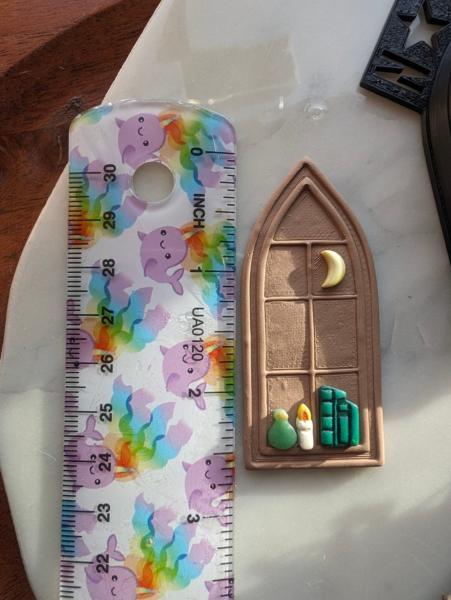 Tall Pointed Peak Shelf Window Clay Cutter