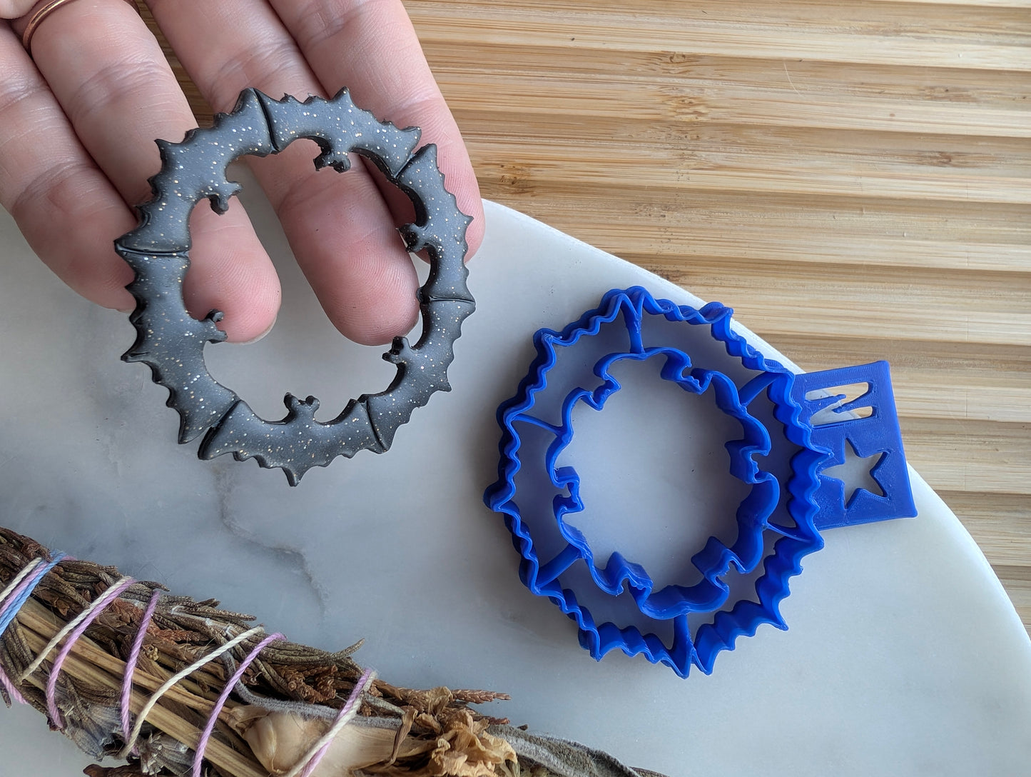 Bat Wreath Sharp Clay Cutter