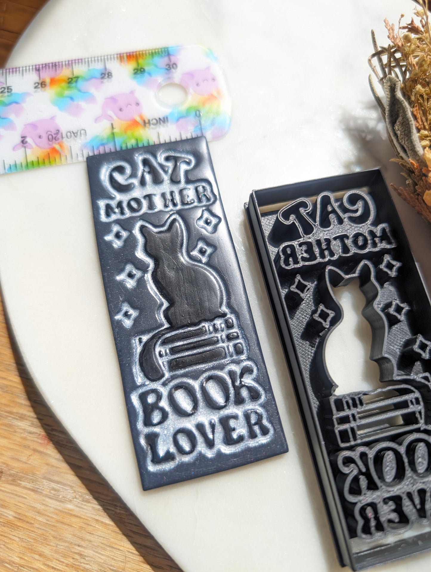 Cat Mother Book Lover Bookmark Sharp Clay Cutter