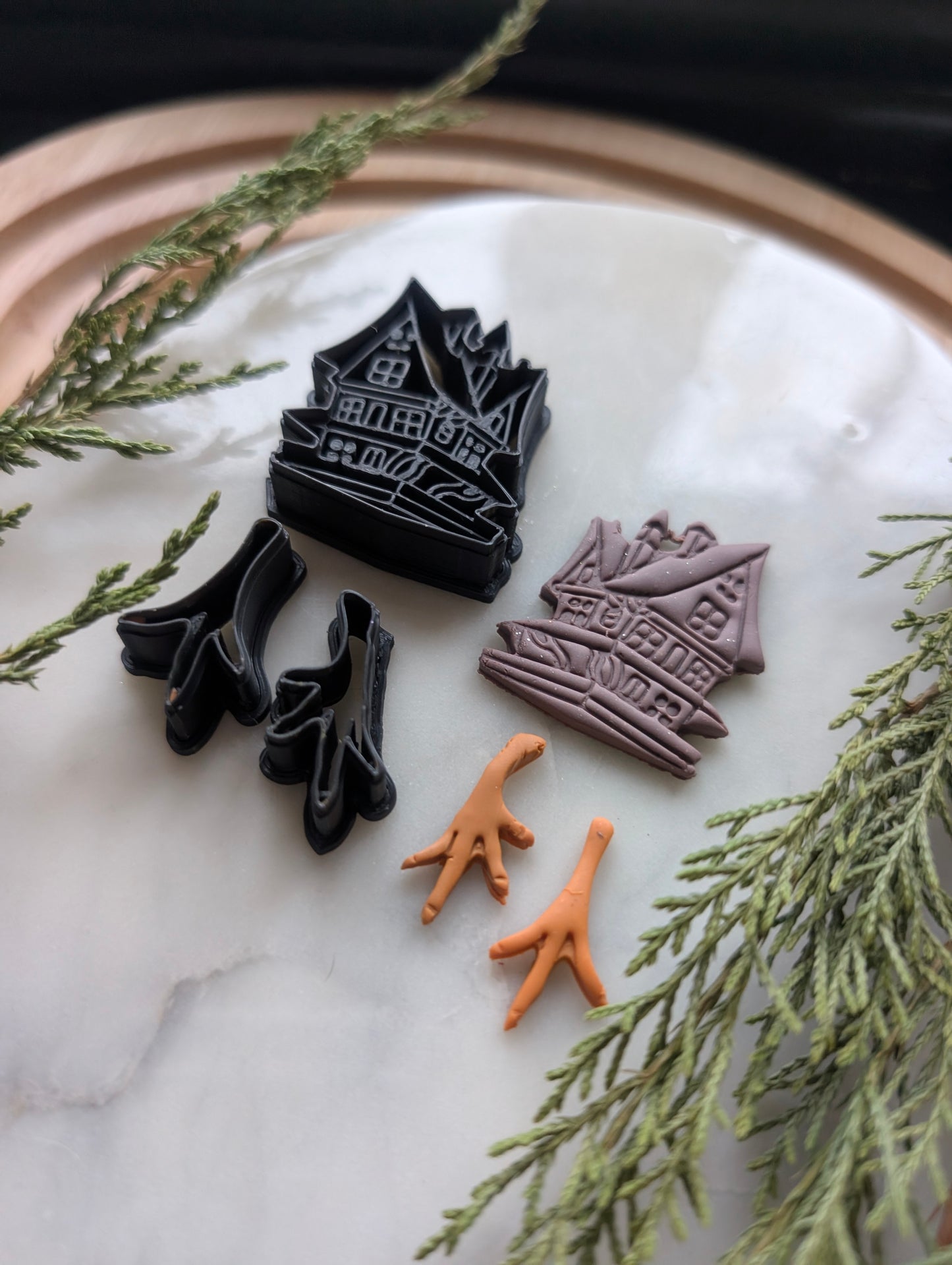 Baba Yaga Mansion & Chicken Feet Sharp Clay Cutter