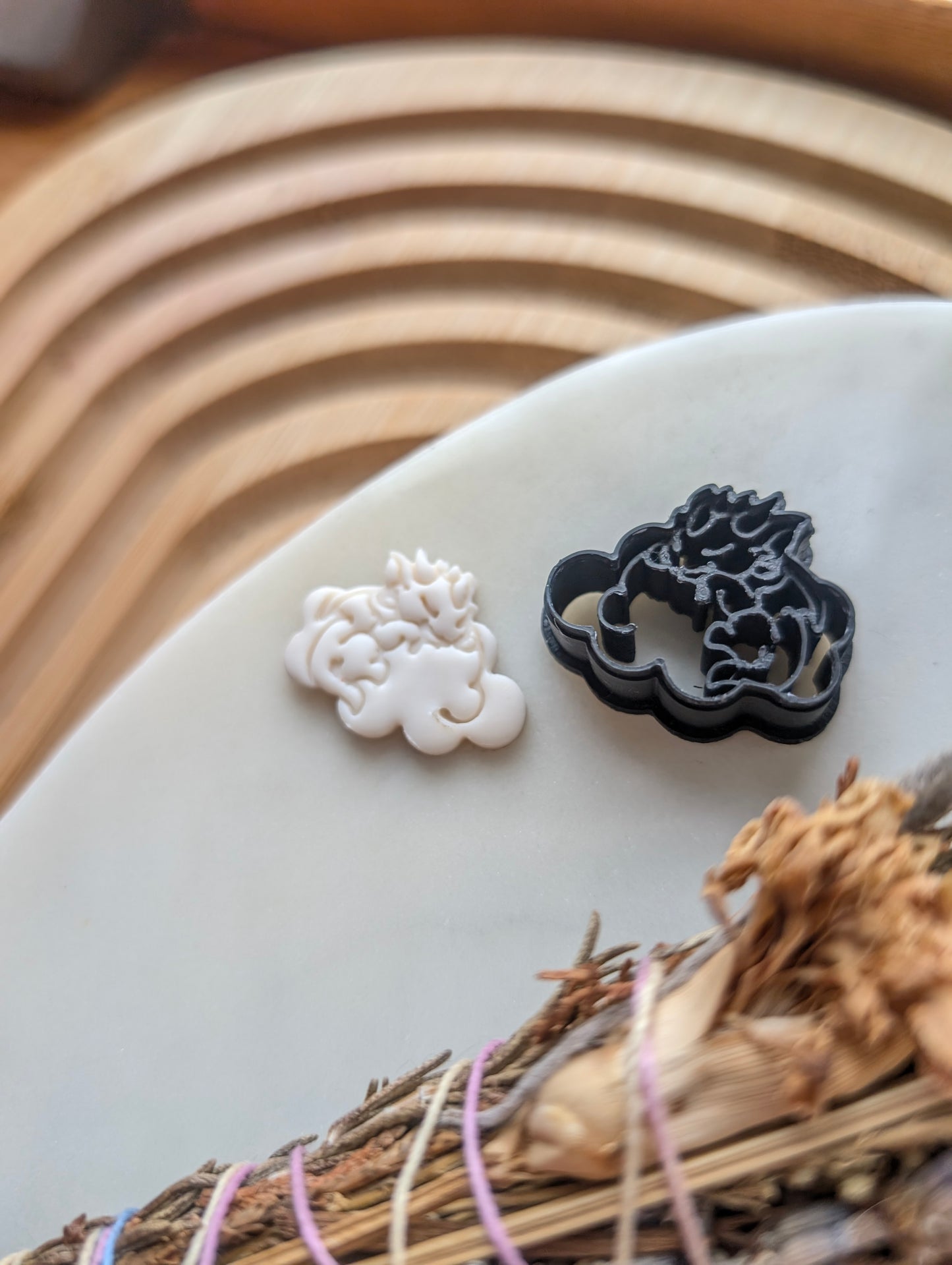 MINI Dragon on a Cloud Sharp Clay Cutter