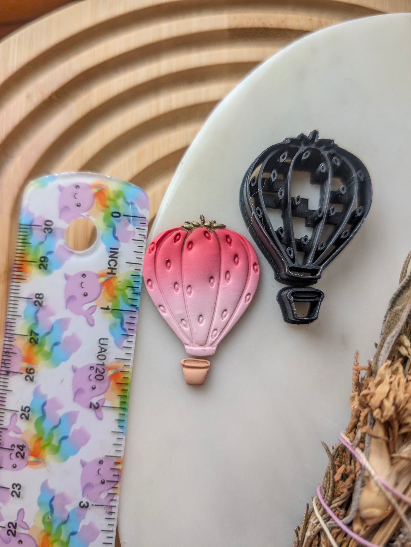 Strawberry Shaped Hot Air Balloon Sharp Clay Cutter