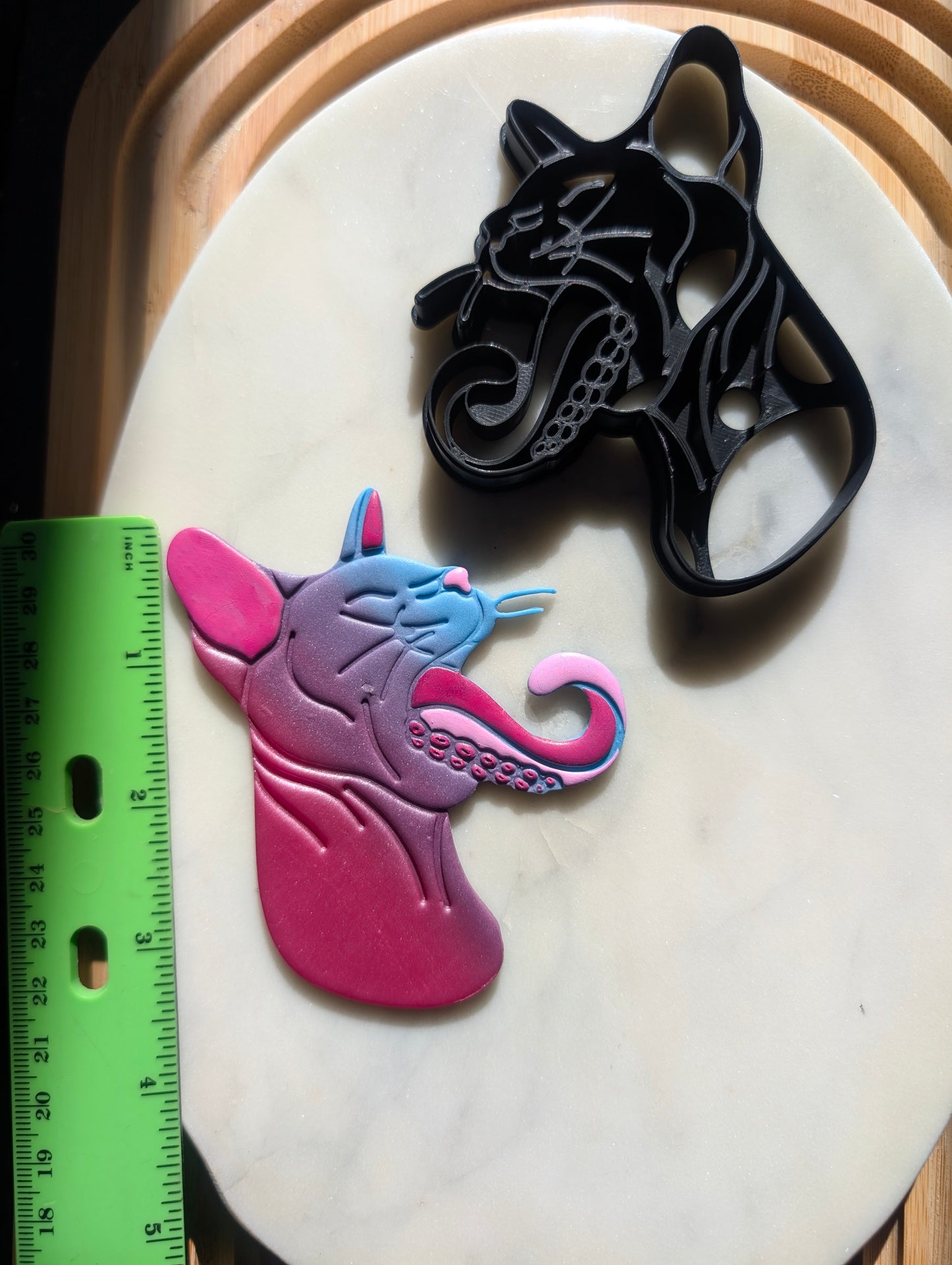 Sphinx Naked Cat Head Yawning with Tentacle Tongue Wall Hanger Sharp Clay Cutter