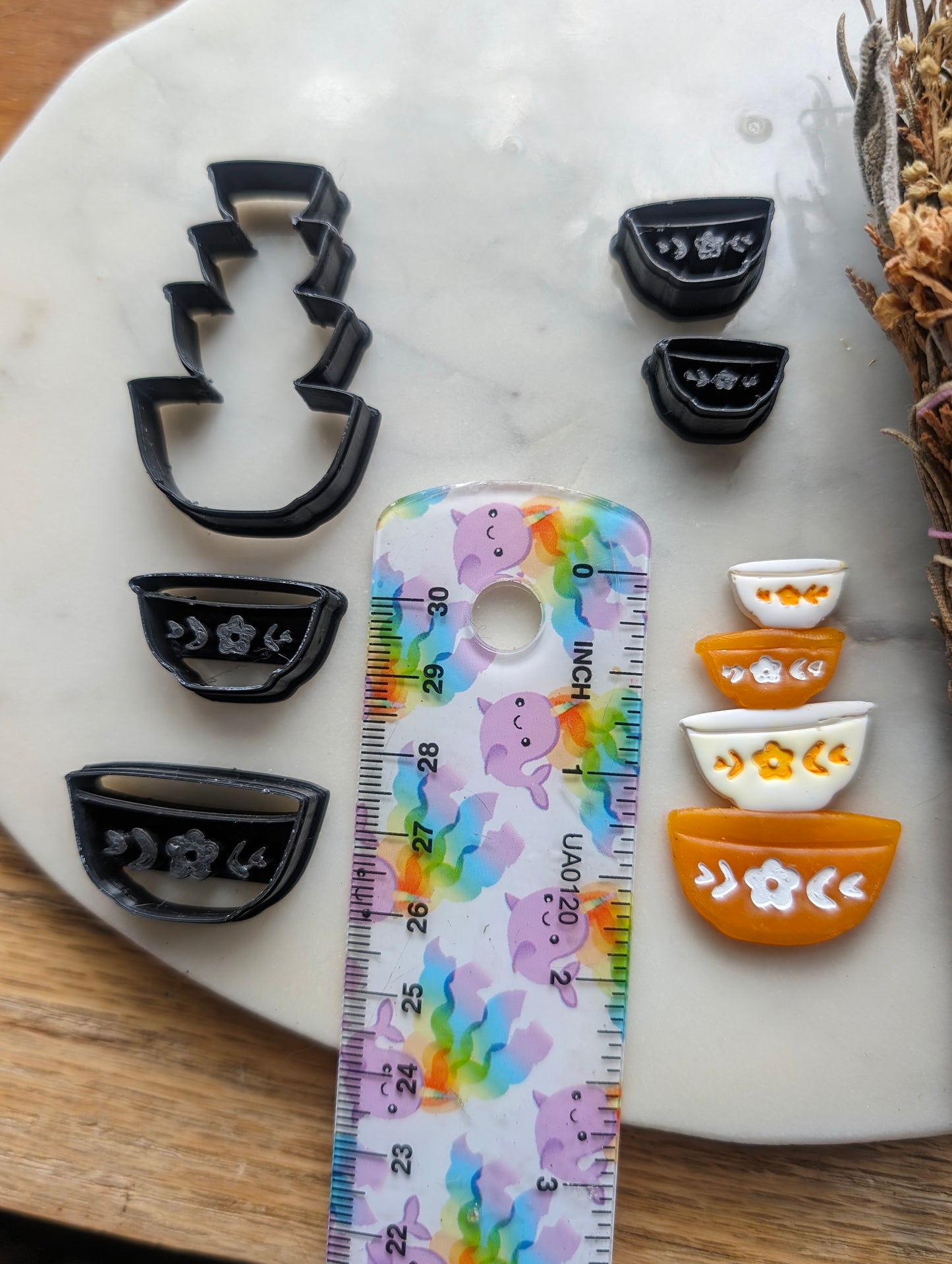 5-Piece Daisy Printed Pyrex Sharp Clay Cutter