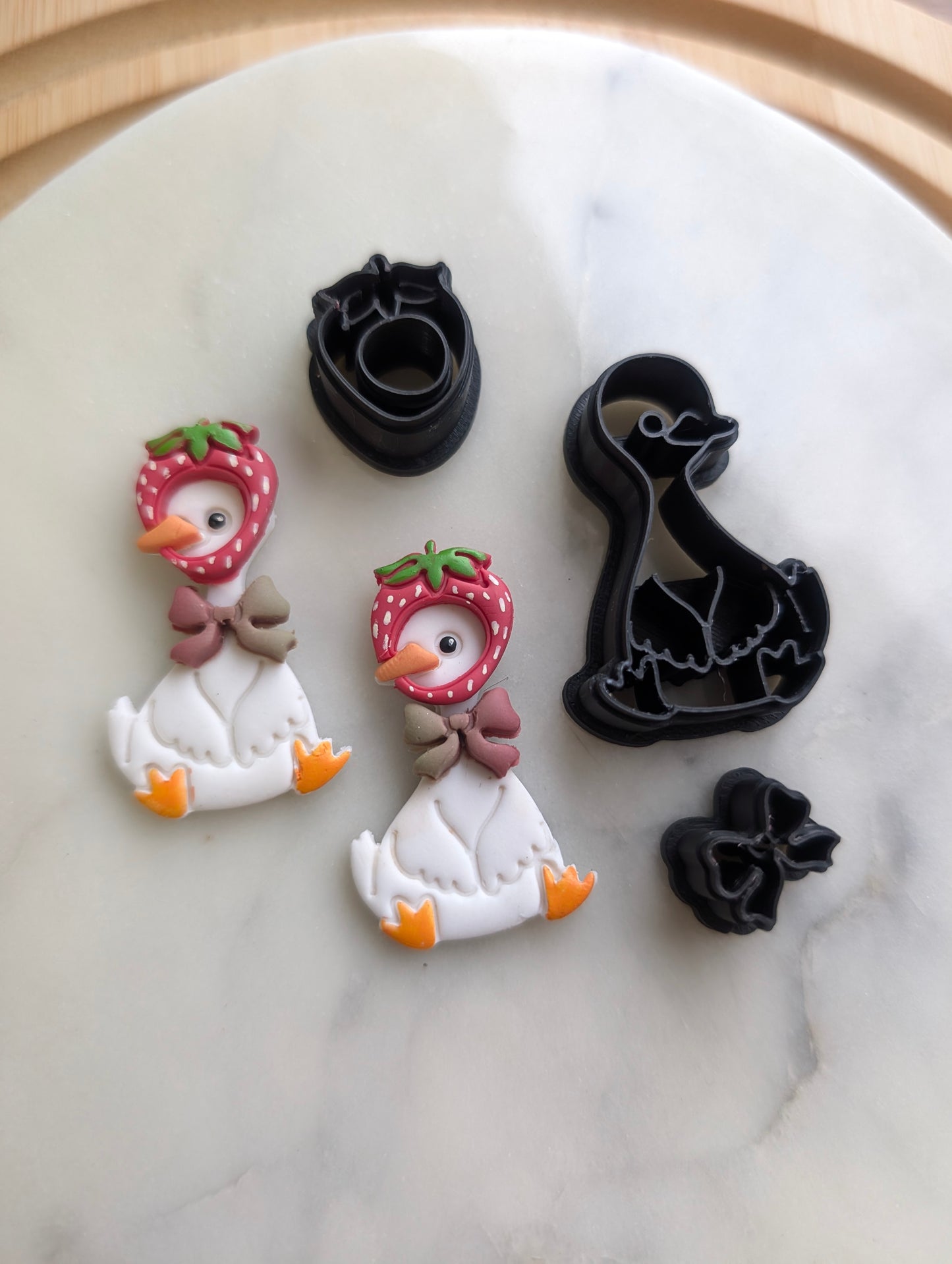 Goose Wearing a Strawberry Hat 3 Piece Sharp Clay Cutter