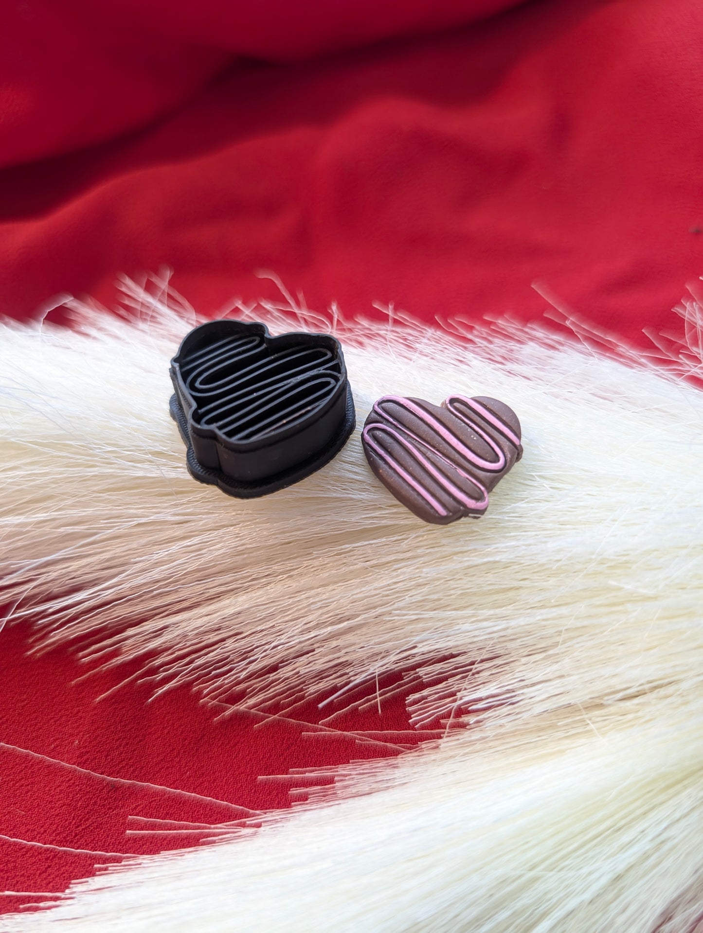 Frosted Truffle With Swirl Food Heart Clay Cutter