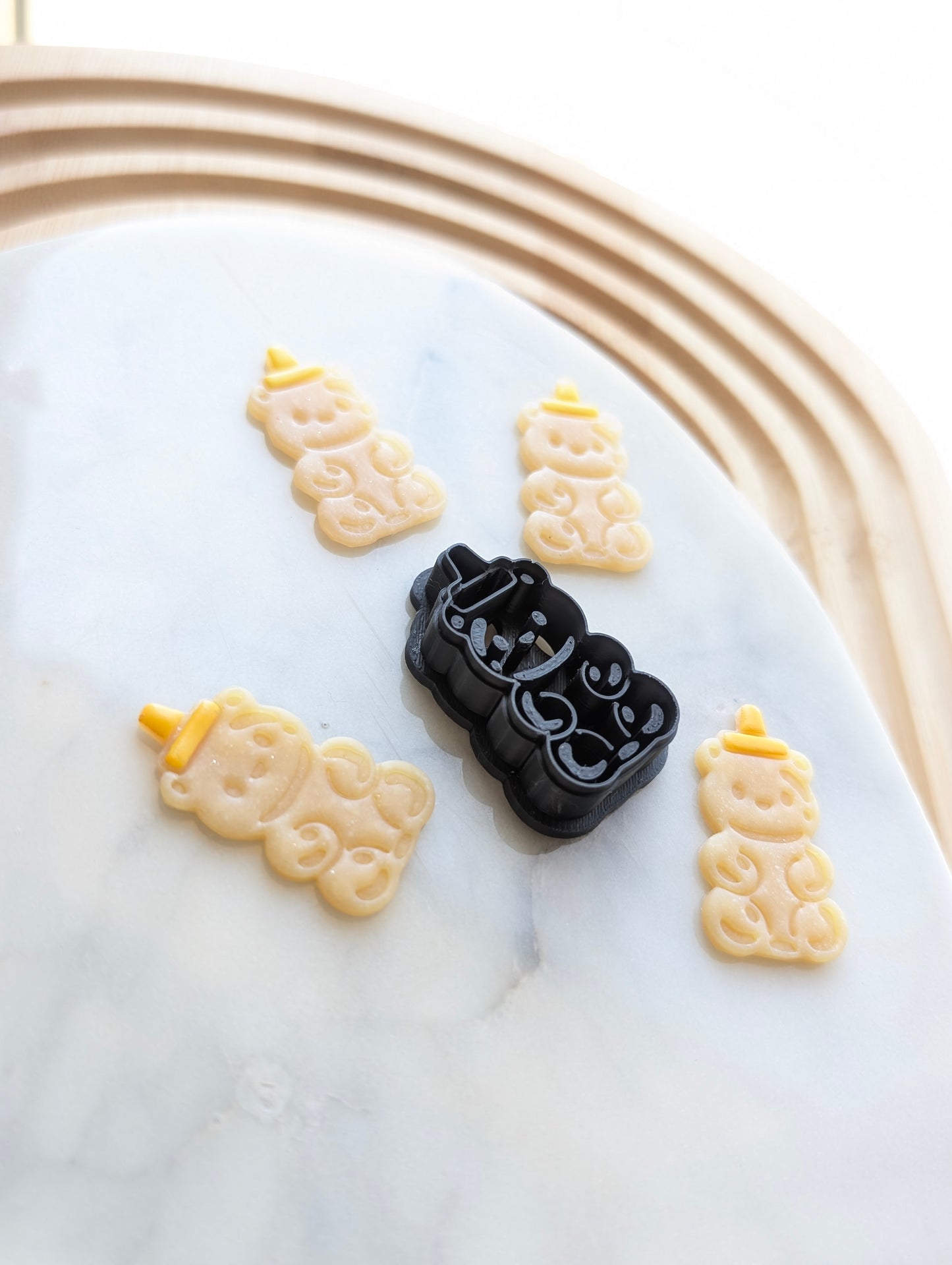Honey in Bear Bottle Sharp Clay Cutter