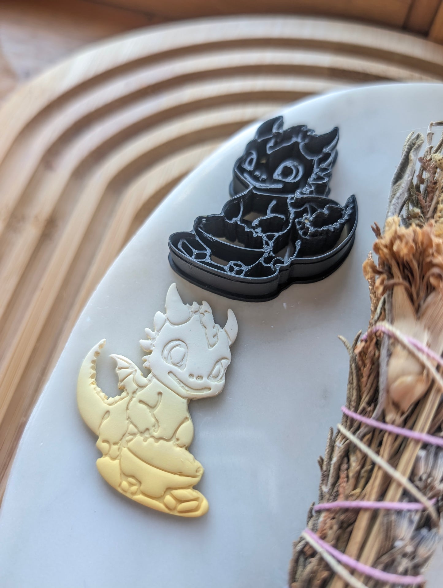 Butter Dragon Sharp Clay Cutter