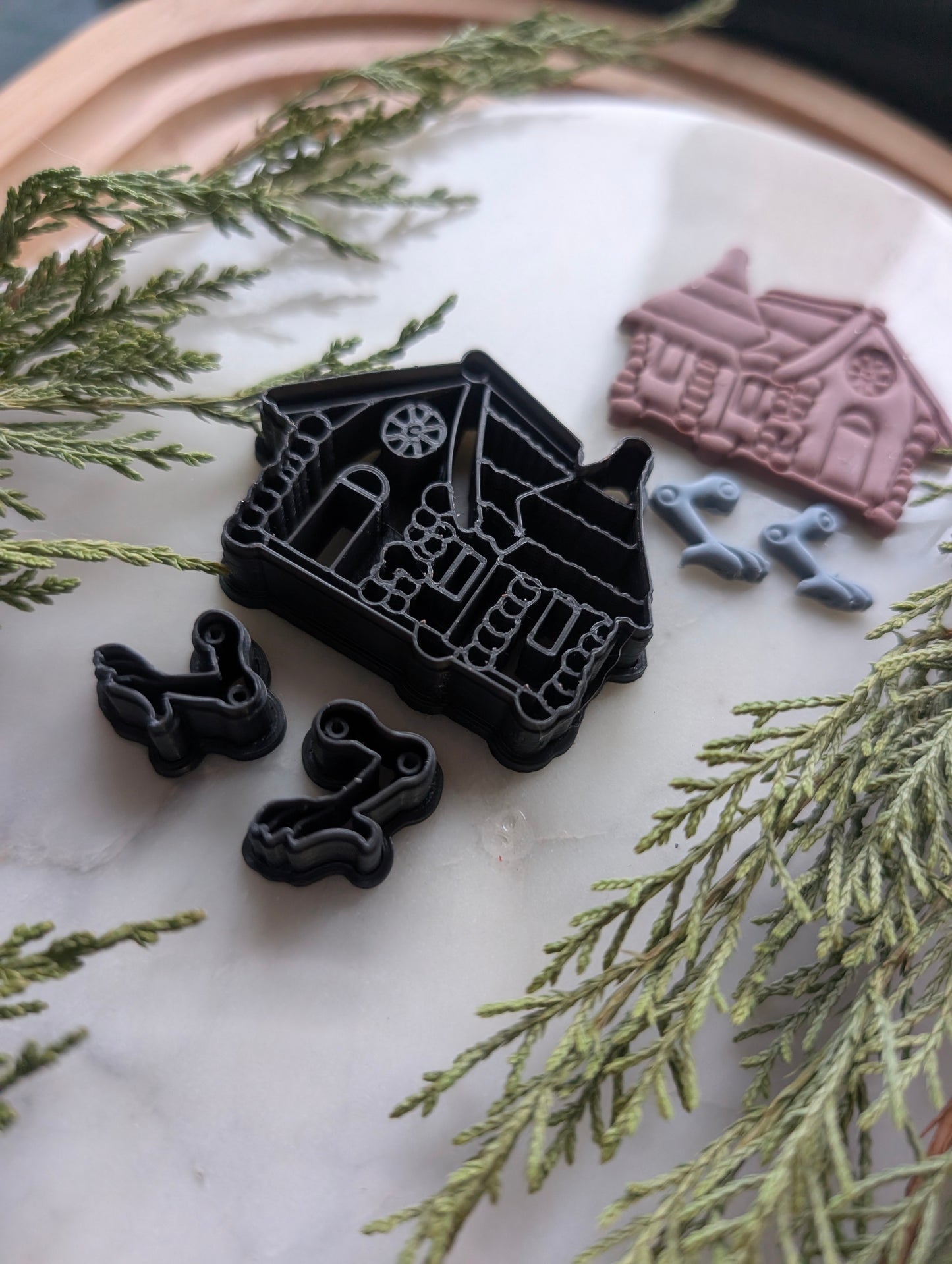 Quirky Baba Yaga Cabin & Robotic Chicken Feet Sharp Clay Cutter