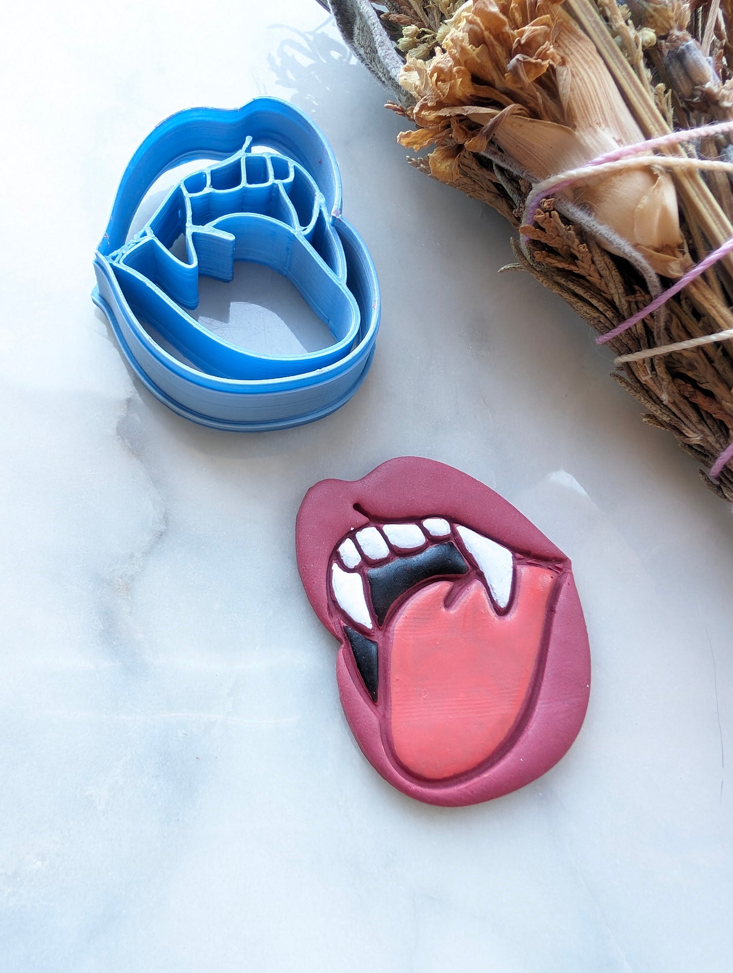 Sexy Vampire Mouth Sharp Clay Cutter