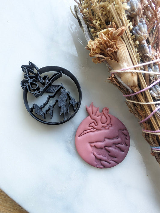 Dragon Flying Over Mountains in Circle Embossed Sharp Clay Cutter