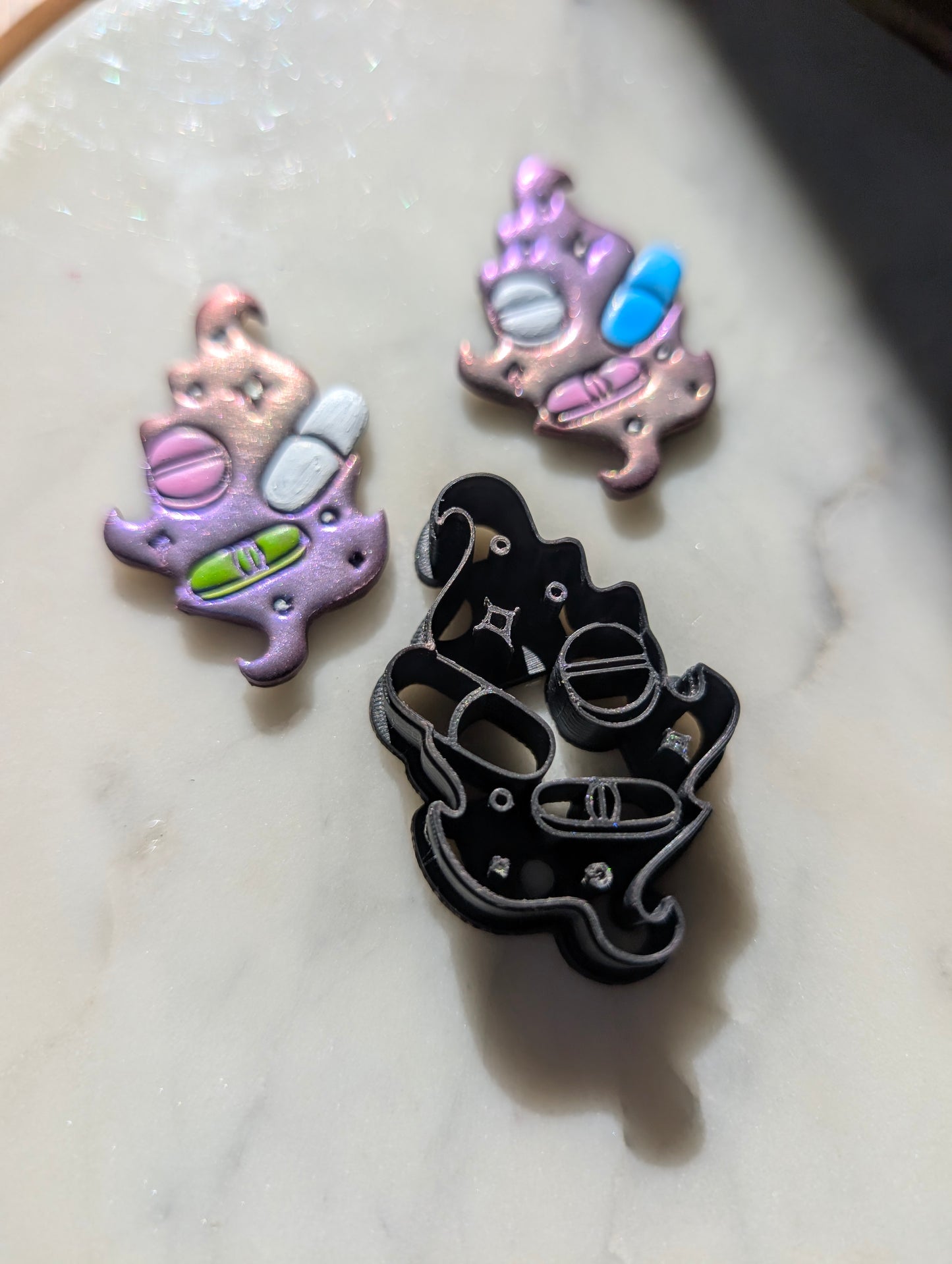 Magical Medicine Pills in Cloud Embossed Sharp Clay Cutter
