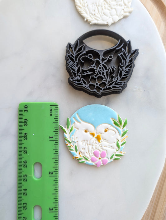 Love Bird Pair in Circle Sharp Clay Cutter