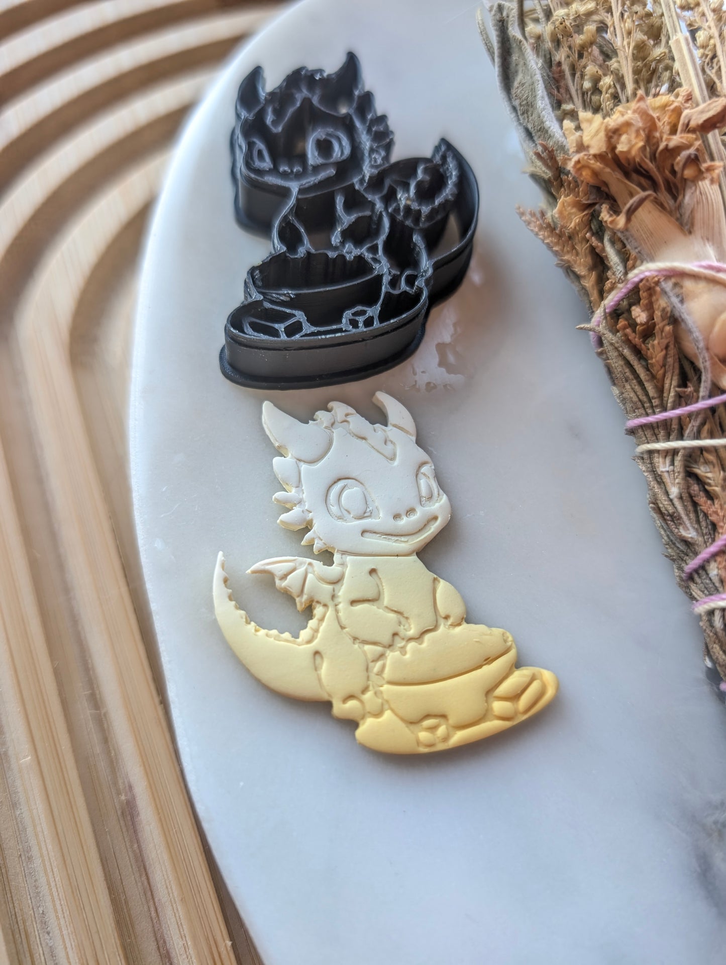 Butter Dragon Sharp Clay Cutter