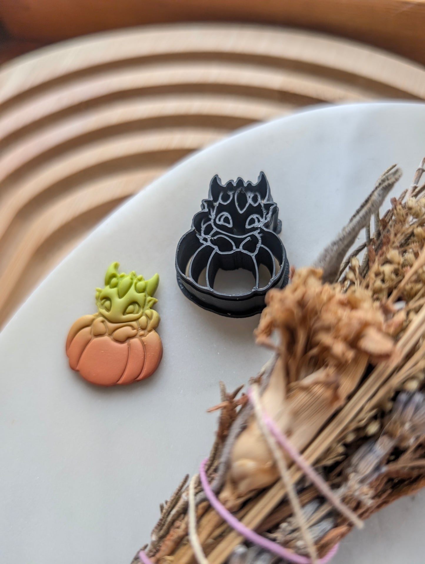 MINI Dragon on a Pumpkin Sharp Clay Cutter