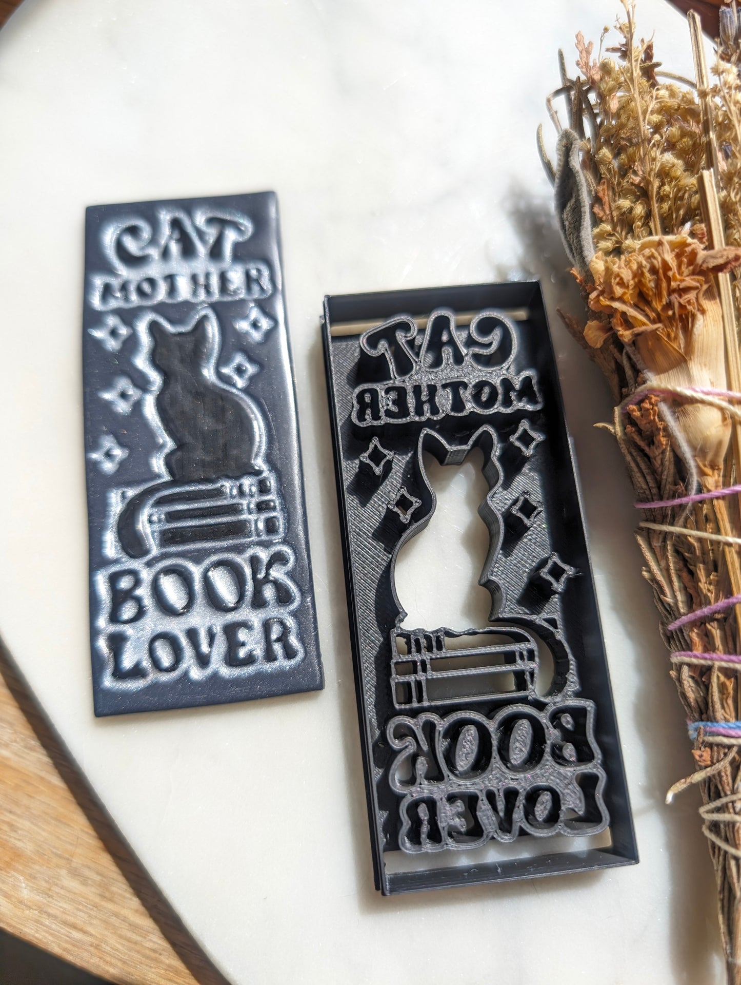 Cat Mother Book Lover Bookmark Sharp Clay Cutter