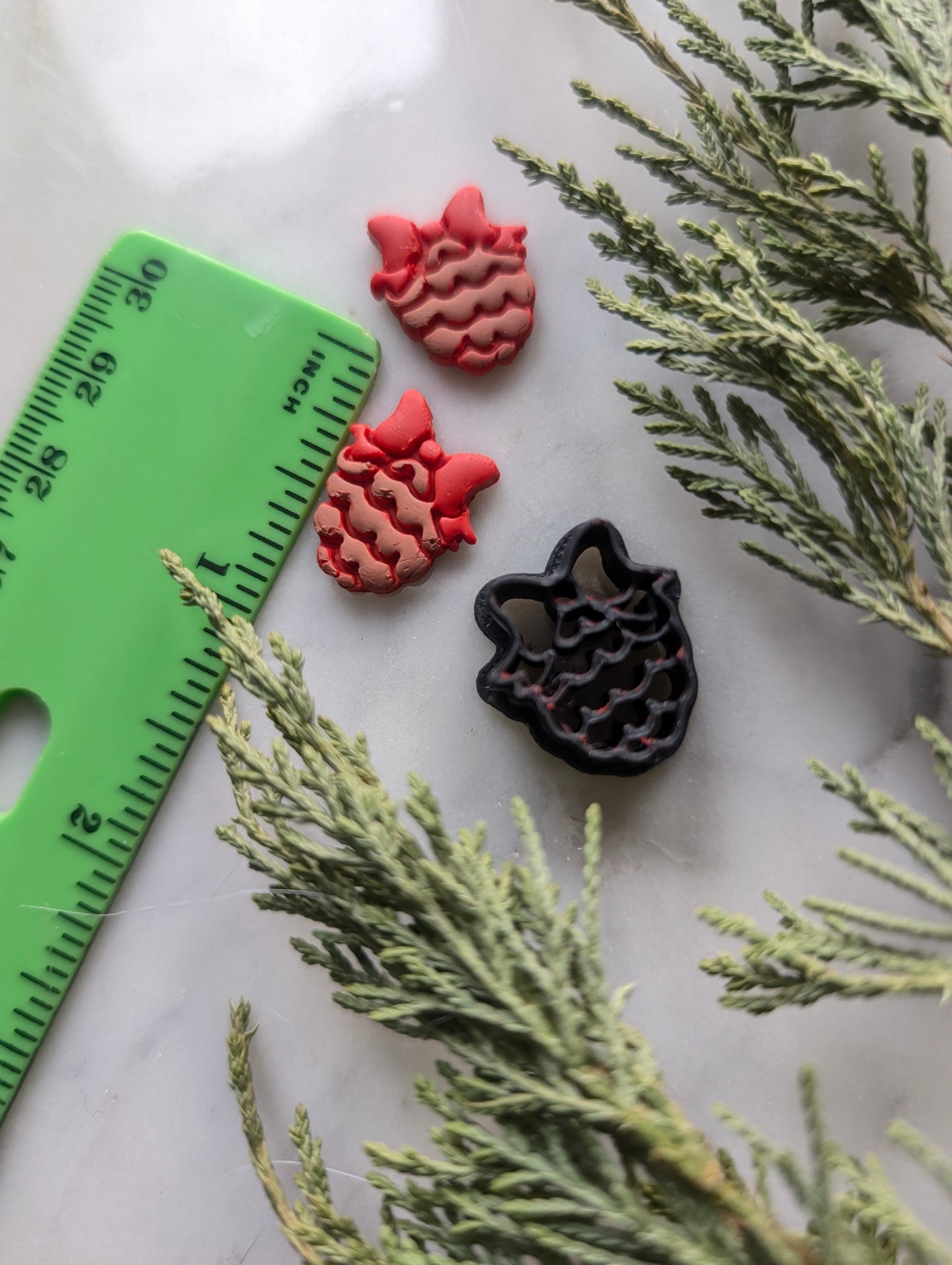 Doodle Pine Cone with a Bow - Embossed Sharp Clay Cutter