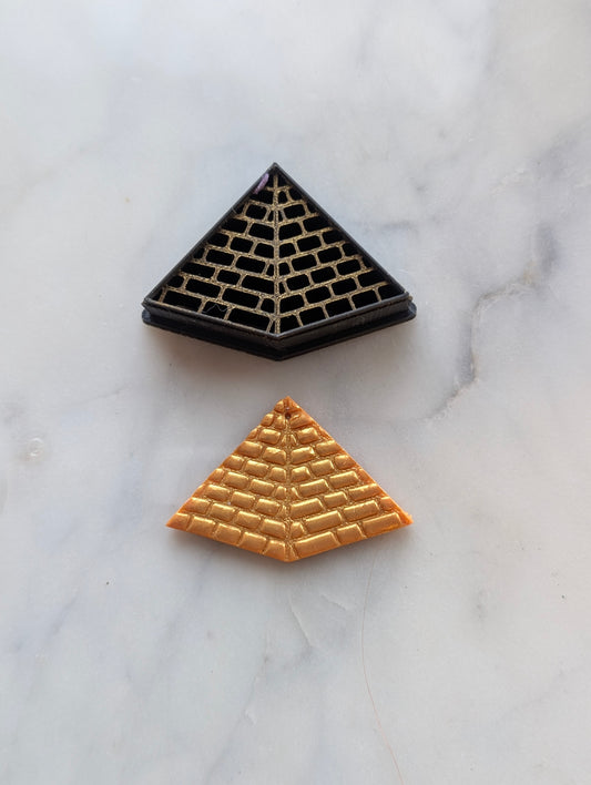 Pyramid  - Embossed Sharp Clay Cutter