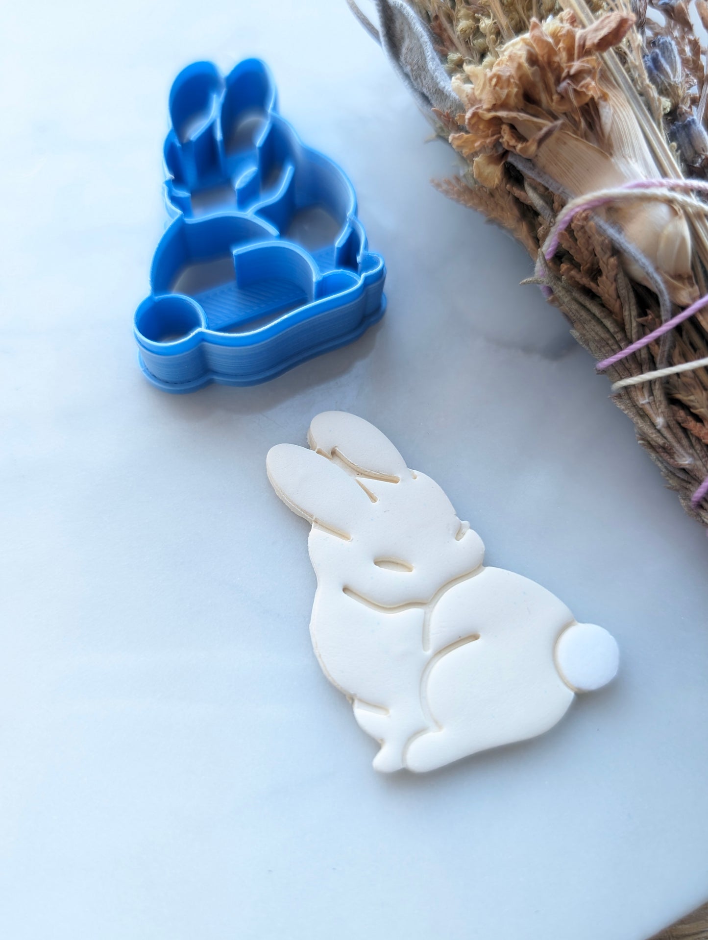 Bunny with Nose in Back Fur Sharp Clay Cutter