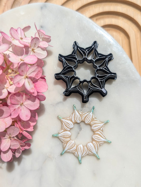 Garlic Wreath Sharp Clay Cutter