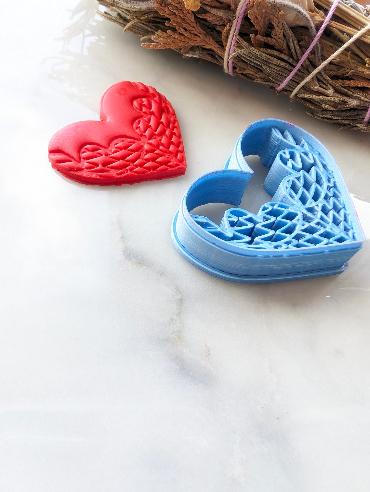 Fishnet Booty Heart Embossed Sharp Clay Cutter