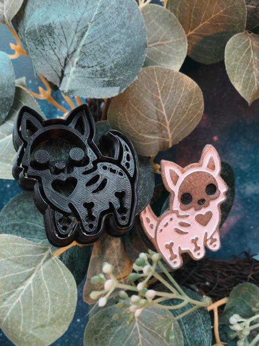 Skeletal Husky Fluffy Dog - Embossed Sharp Clay Cutter