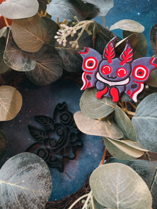 Large Chibi Cryptid Mothman - Embossed Sharp Clay Cutter