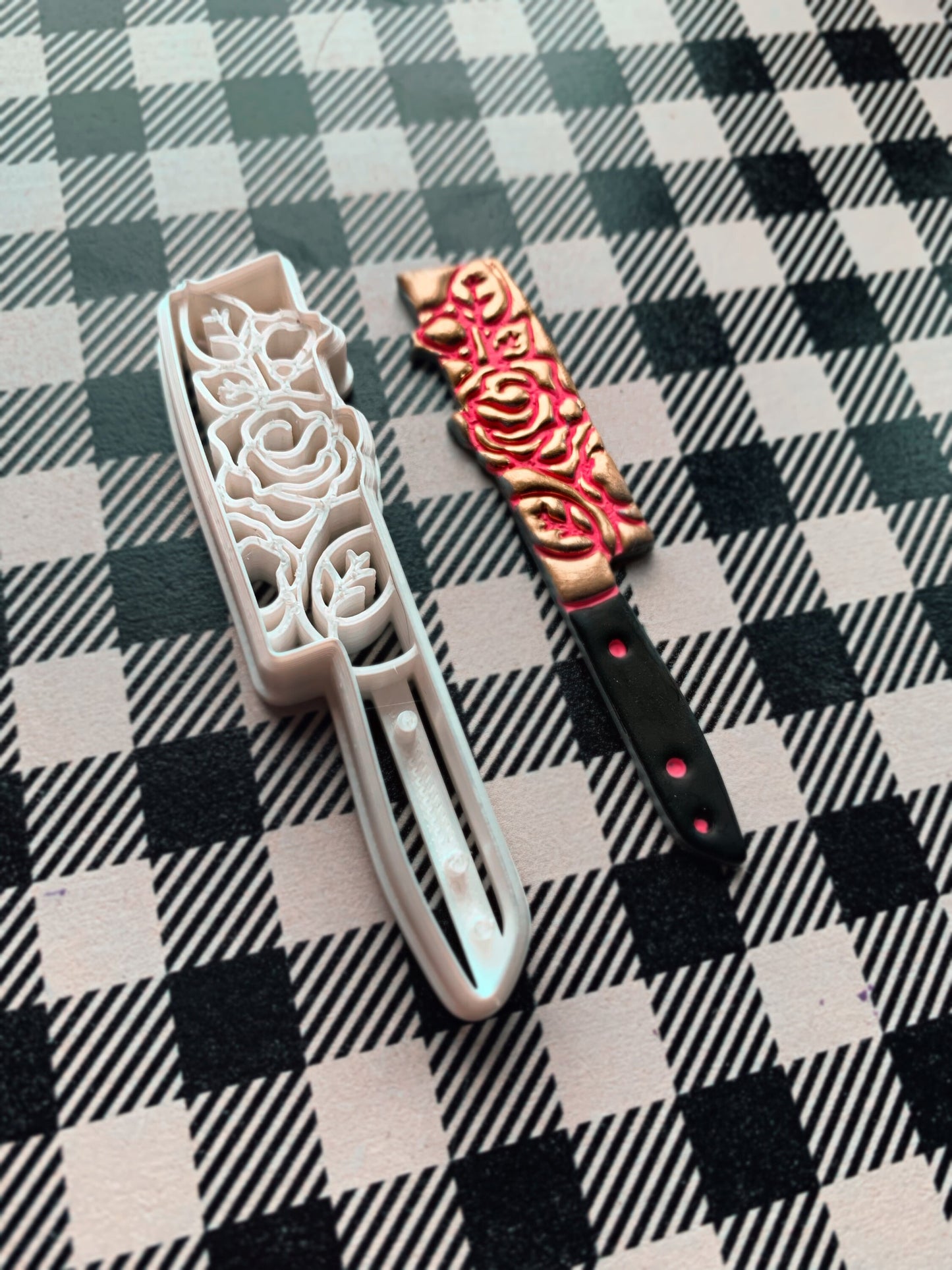 Roses Floral Knife Sharp Clay Cutter