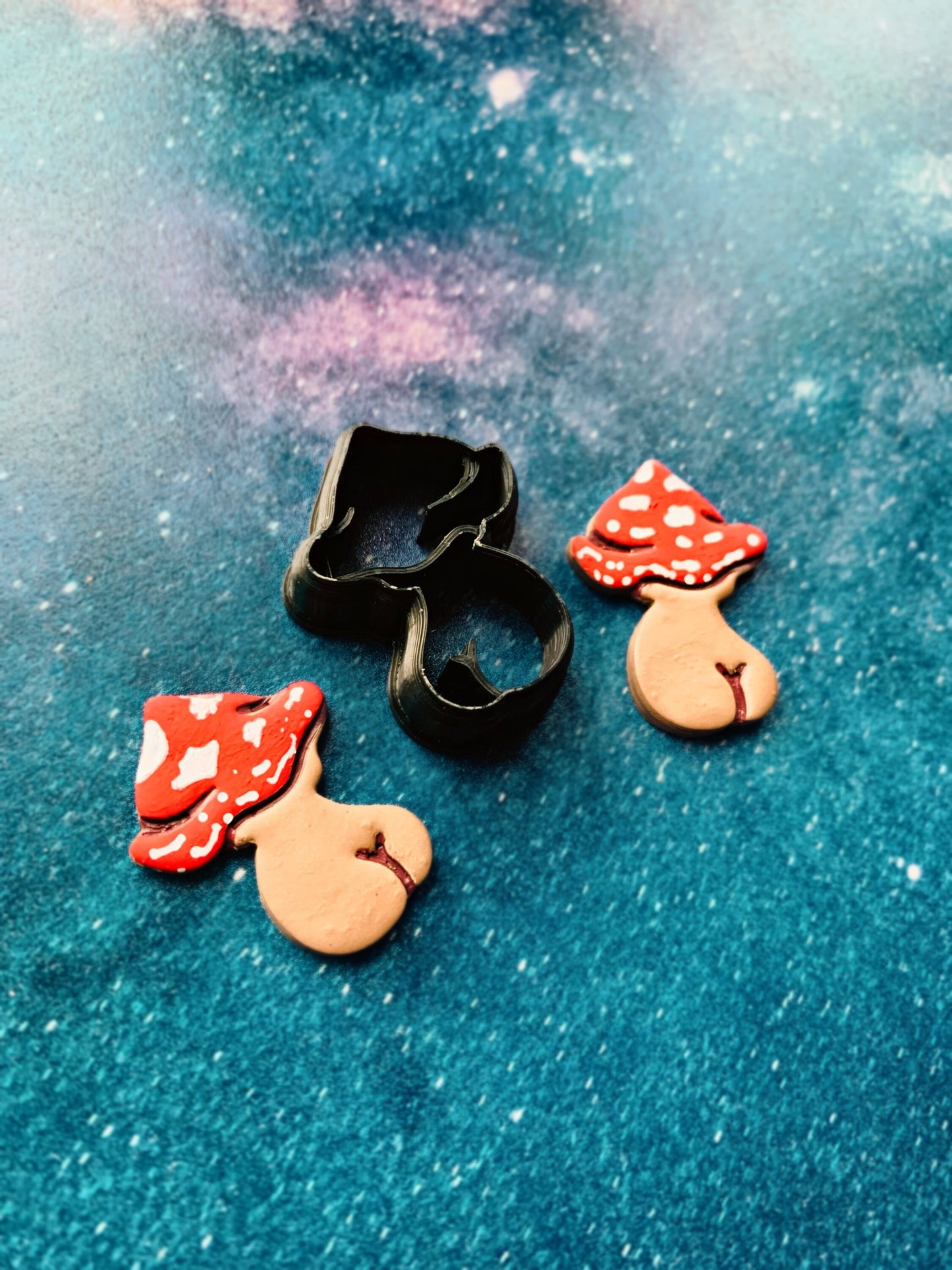 Cute Butt Mushroom Person Earring Clay Cutter