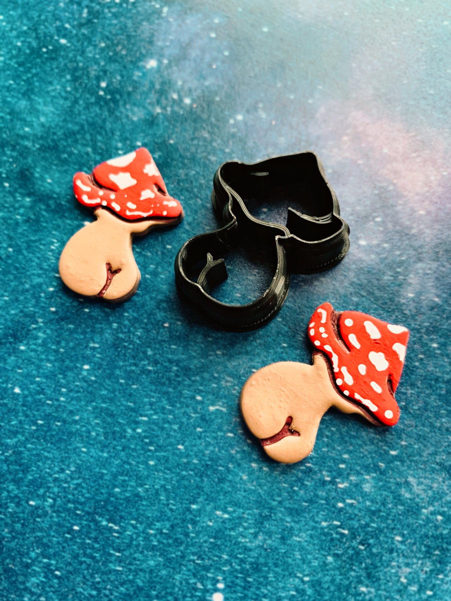 Cute Butt Mushroom Person Earring Clay Cutter
