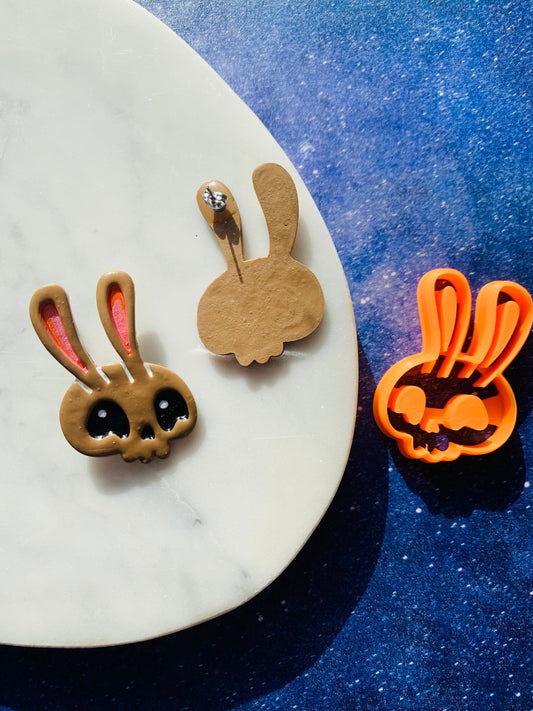 Large Bunny Rabbit Chibi Skull  - Embossed Sharp Clay Cutter