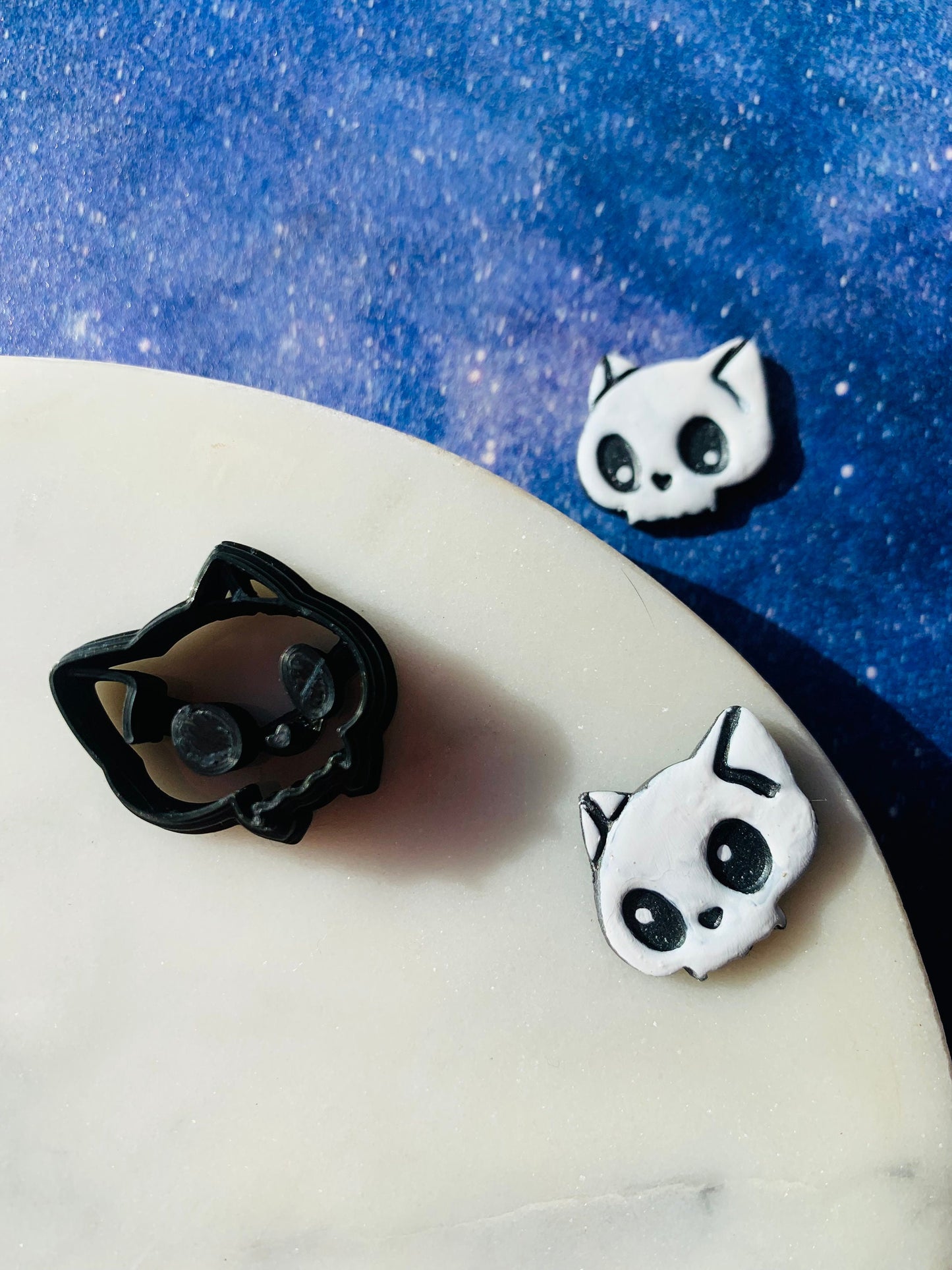 Small Chibi Cat Skull   - Embossed Sharp Clay Cutter