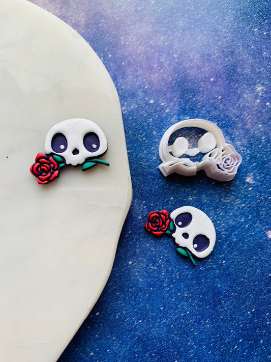 Small Chibi Skull with Rose - Embossed Sharp Clay Cutter