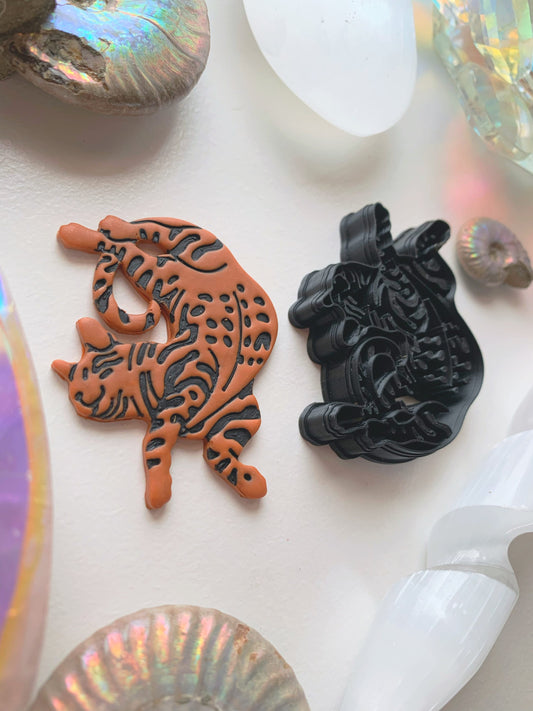 Arched Back Tabby Bengal Spotted Stretching Happy Kitty Cat - Embossed Detailed Sharp Clay Cutter